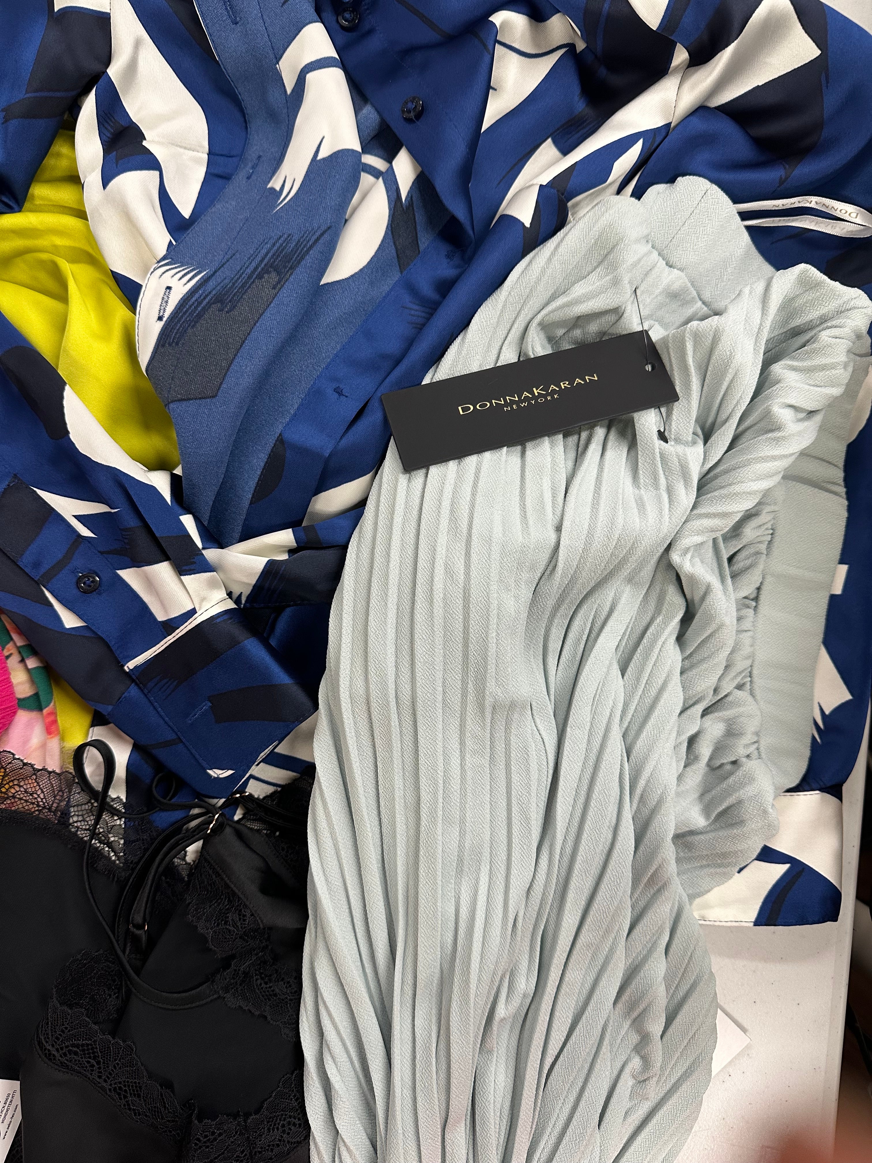 Women's Clothing Assorted Wholesale Lot, DONNA KARAN, POLO RALPH LAUREN, VINCE CAMUTO, NY COLLECTION and more, 10 items, Shelf Pulls, MSRP $870
