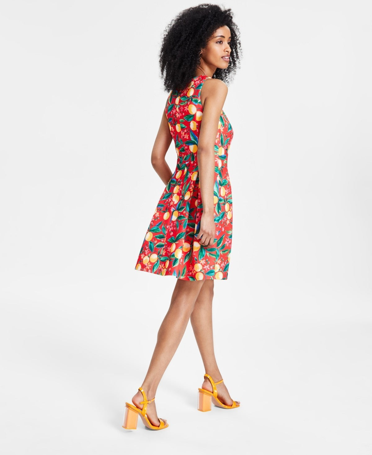 Vince Camuto Women's Printed Halter Fit & Flare Dress Red Size 2 MSRP $148