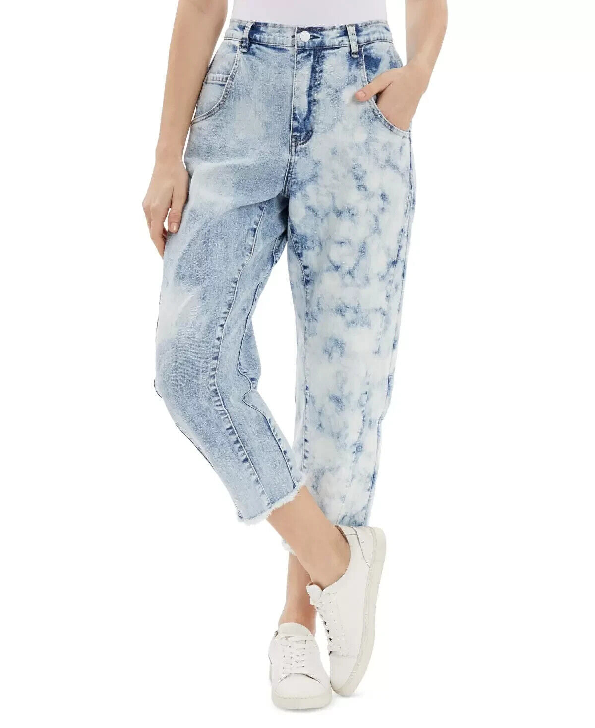 FRAYED DENIM Curved Leg Jeans Light Blue Size 30 MSRP $90