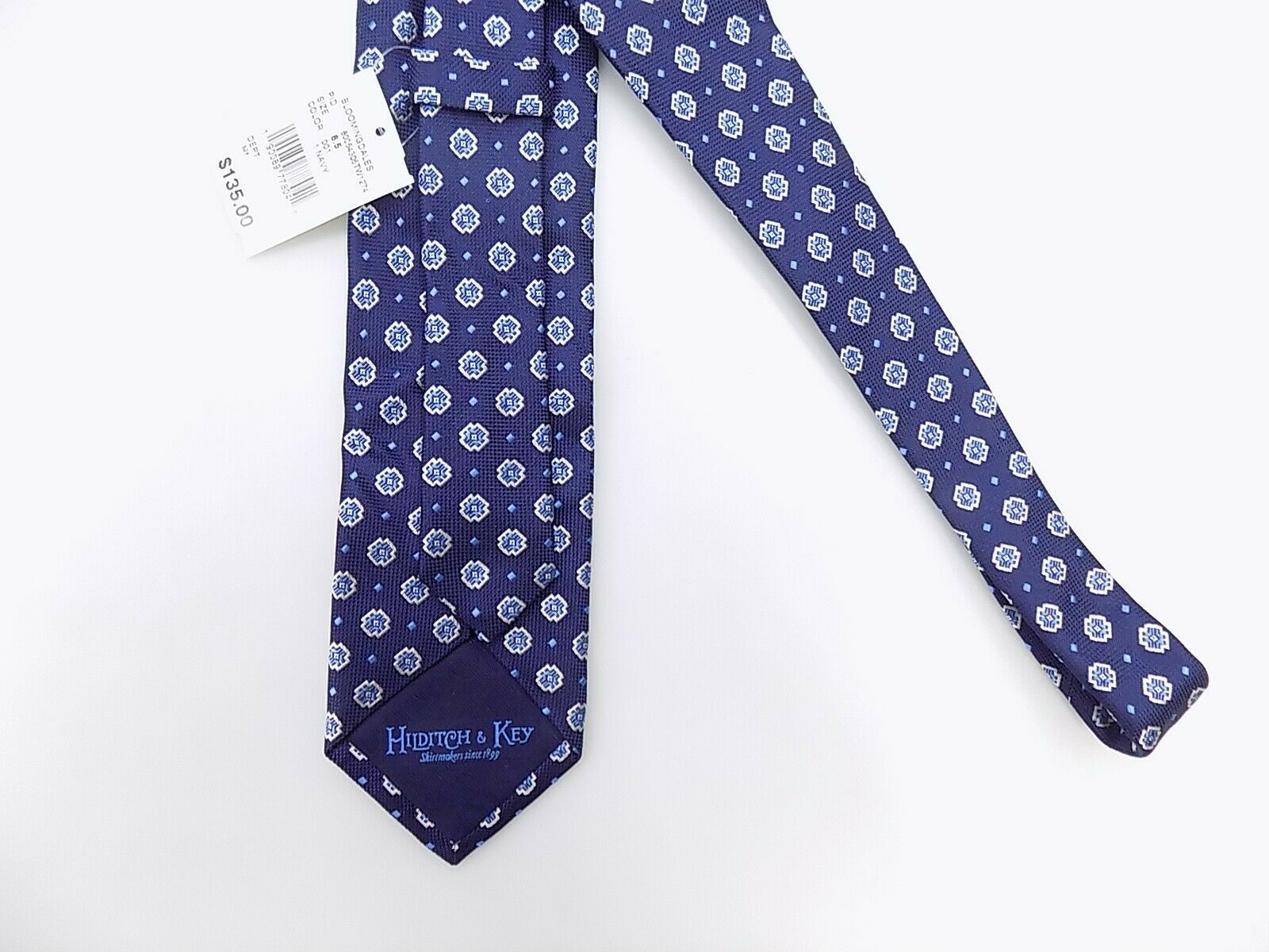 Hilditch & Key Blue Navy Size 8.5 Tie Necktie 100% Silk MSRP $135