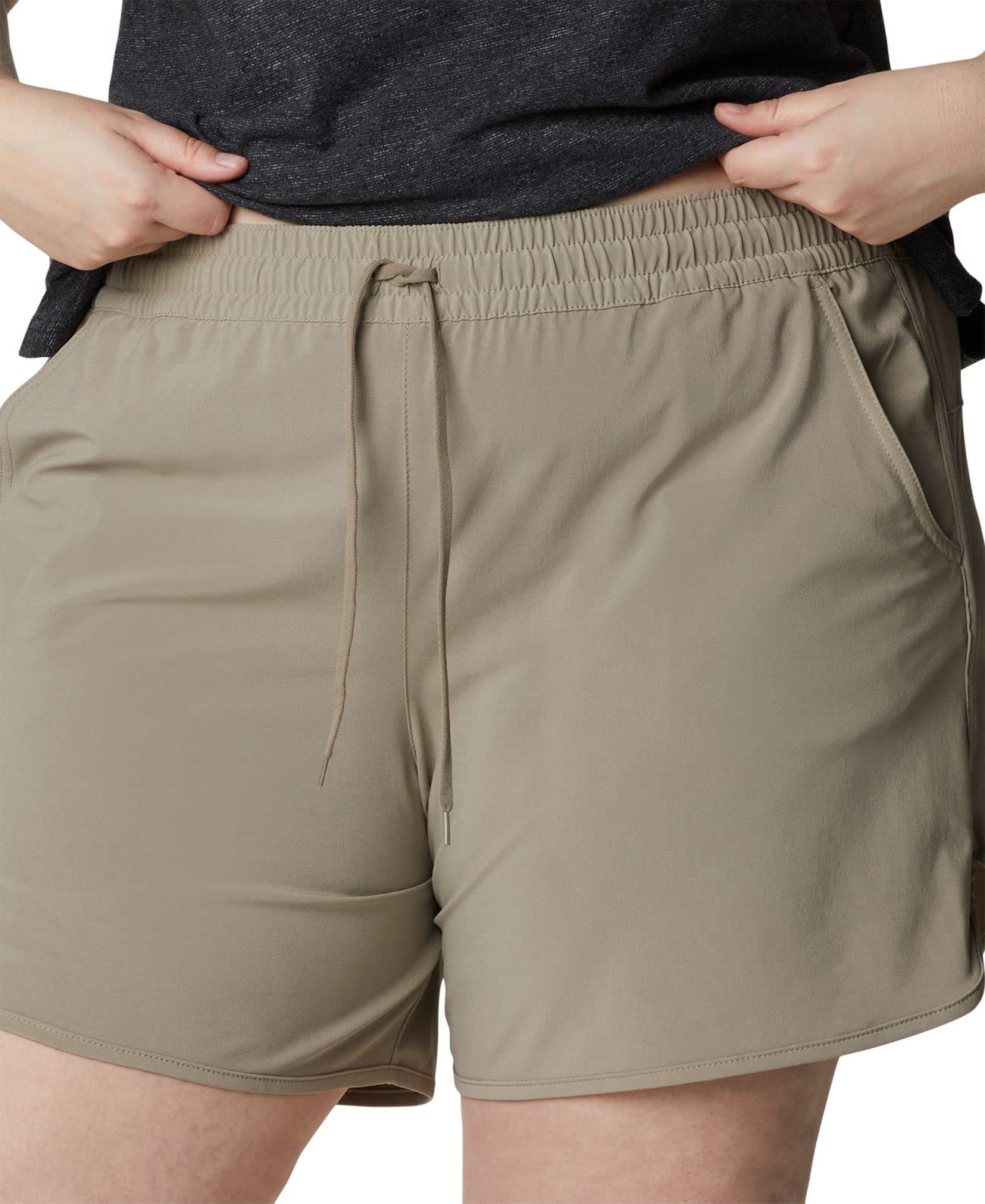 Columbia Women's Bogata Bay Stretch Shorts Plus Size 2X