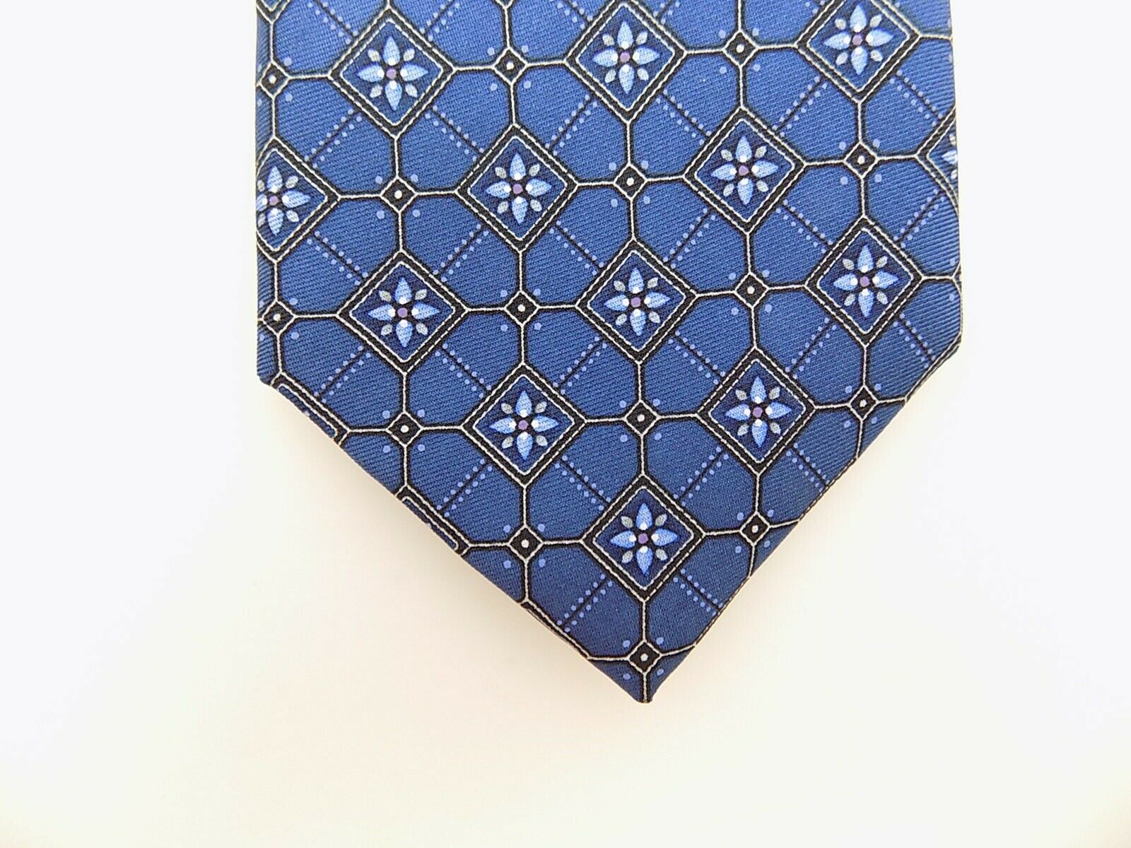 The Men's Store at Bloomingdale's Floral Square Silk Classic Tie Blue MSRP $59