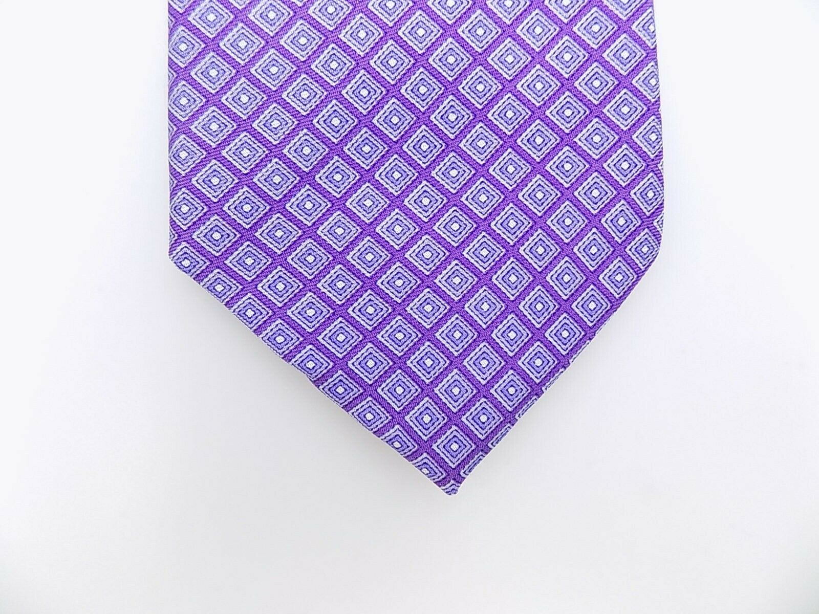 Bloomingdale's Square 100% Silk Classic Tie Purple MSRP $59