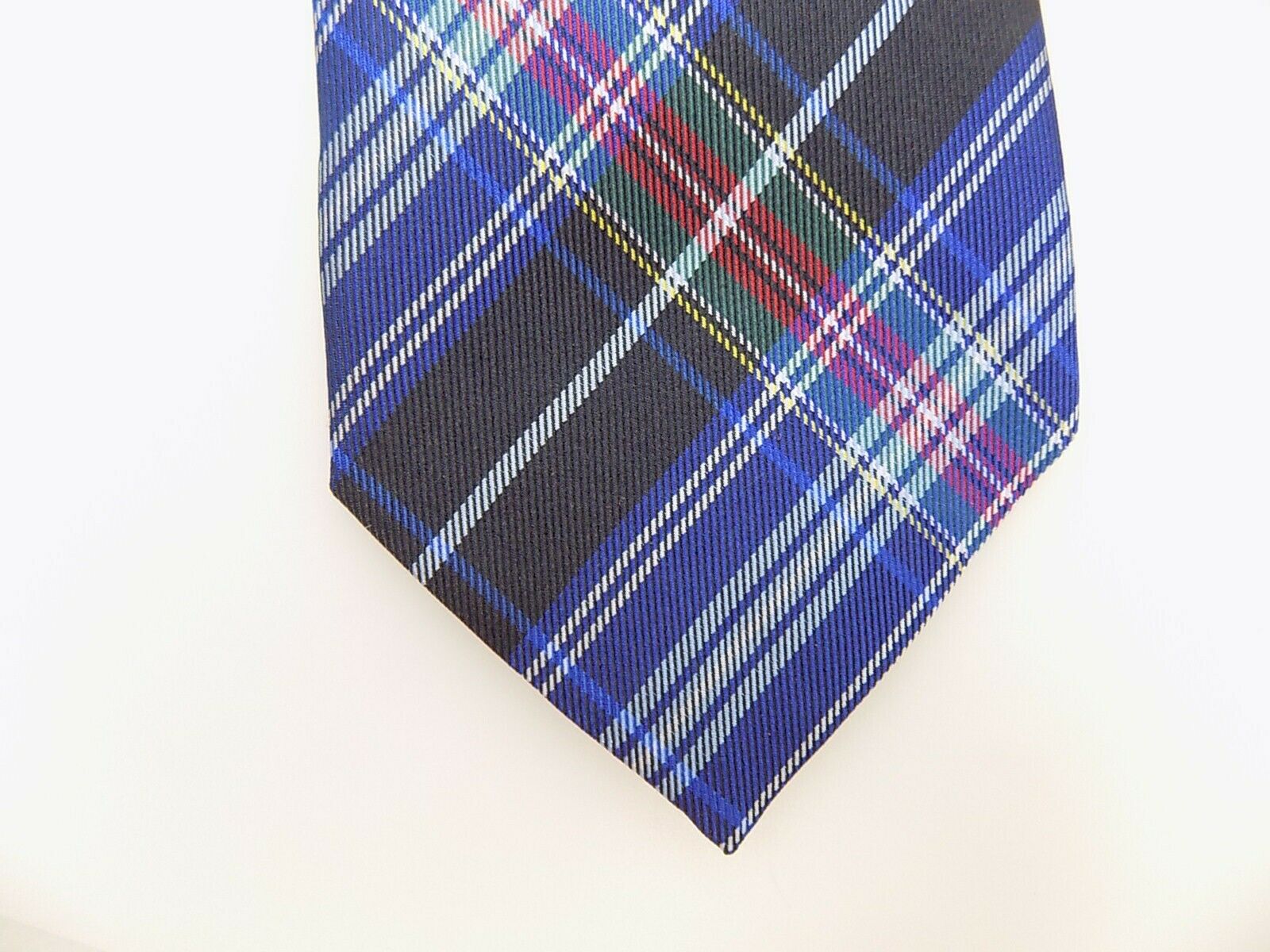 Bloomingdale's Mens Silk Size 7.5 Tie Blue Navy Made in Italy MSRP $59