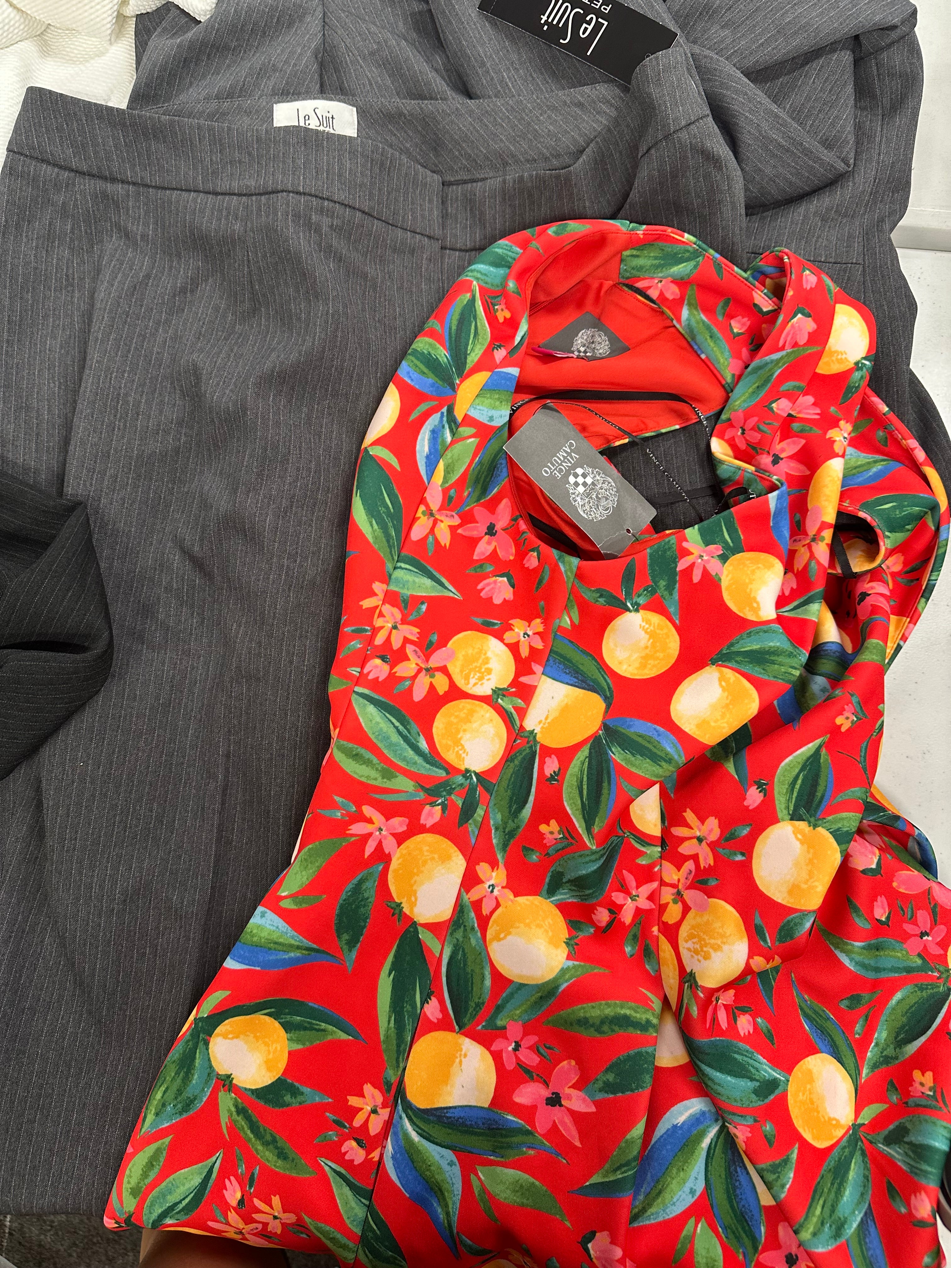 Women's Clothing Suits & Others Wholesale Lot, LE SUIT, VINCE CAMUTO, NY COLLECTION and more, 6 items, Shelf Pulls, MSRP $756