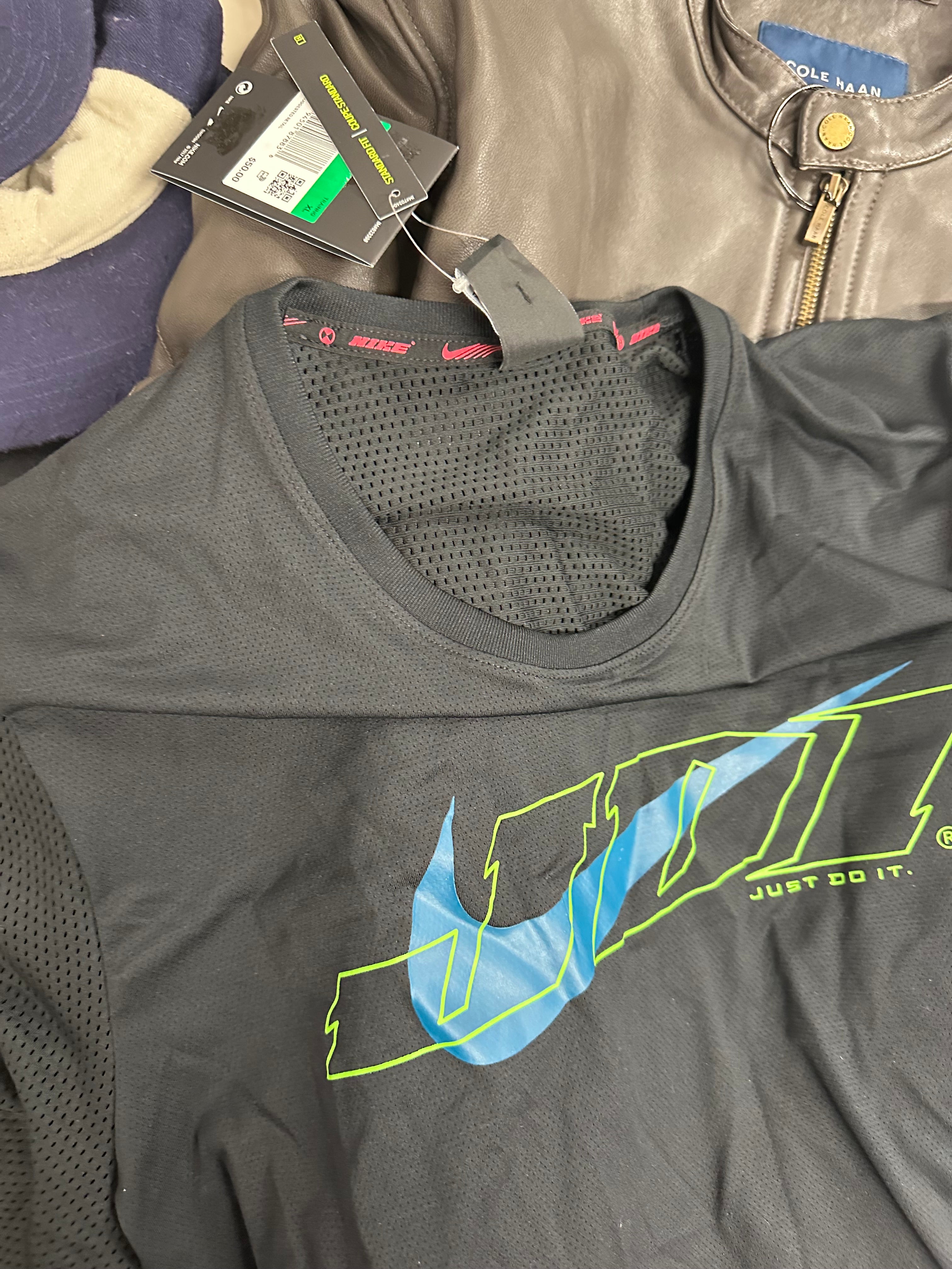 Men's Clothing & Other Assorted Wholesale Lot, NIKE, NEW ERA, JOHN VARVATOS, BAILEY, UNDER ARMOUR, HOT SOX and more, 13 items, CUSTOMER RETURNS