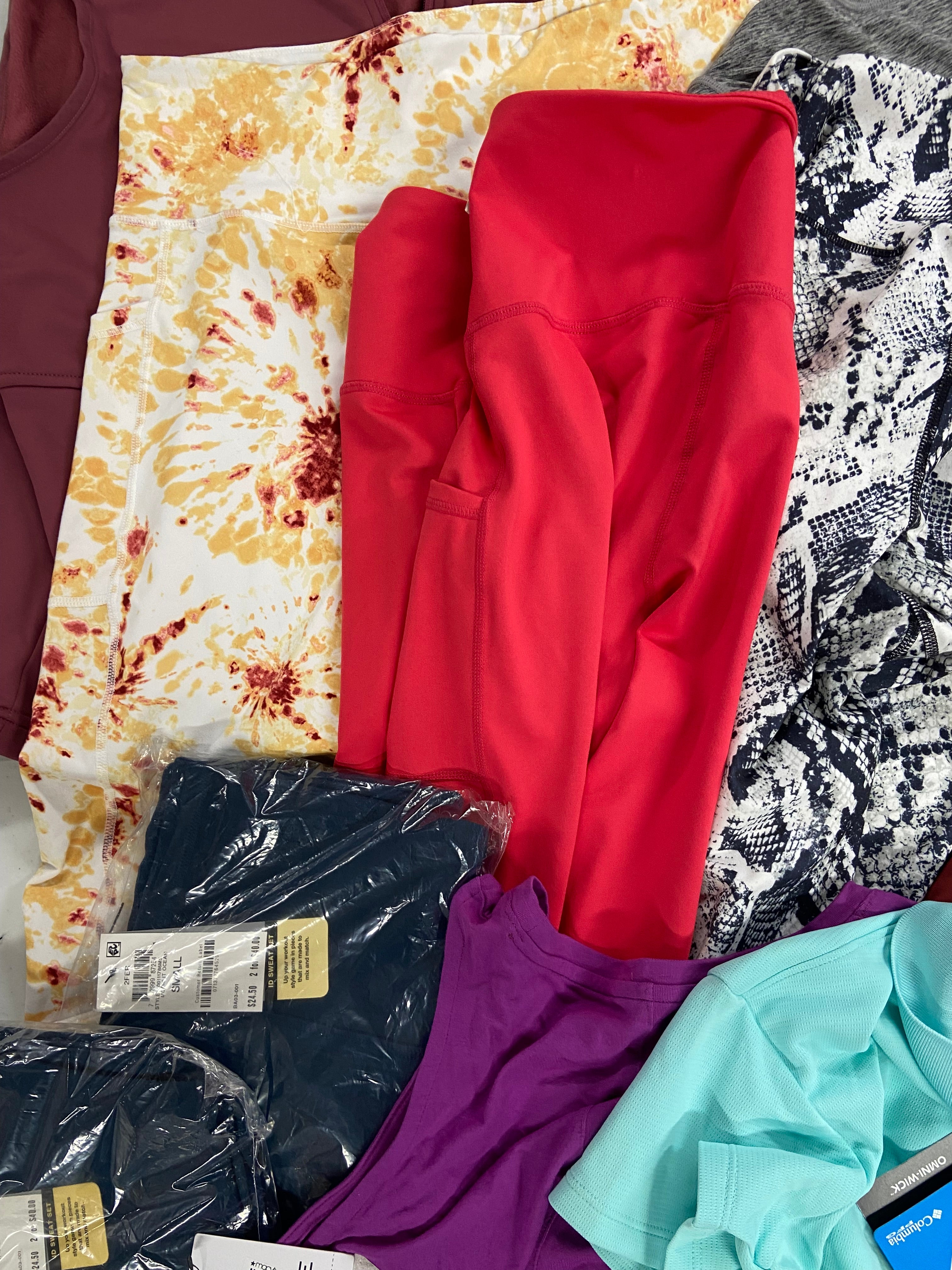Women's Clothing Activewear Wholesale Lot, DKNY, CK PERFORMANCE, COLUMBIA, NATORI, BASS OUTDOOR 15 items, Shelf Pulls, MSRP $515
