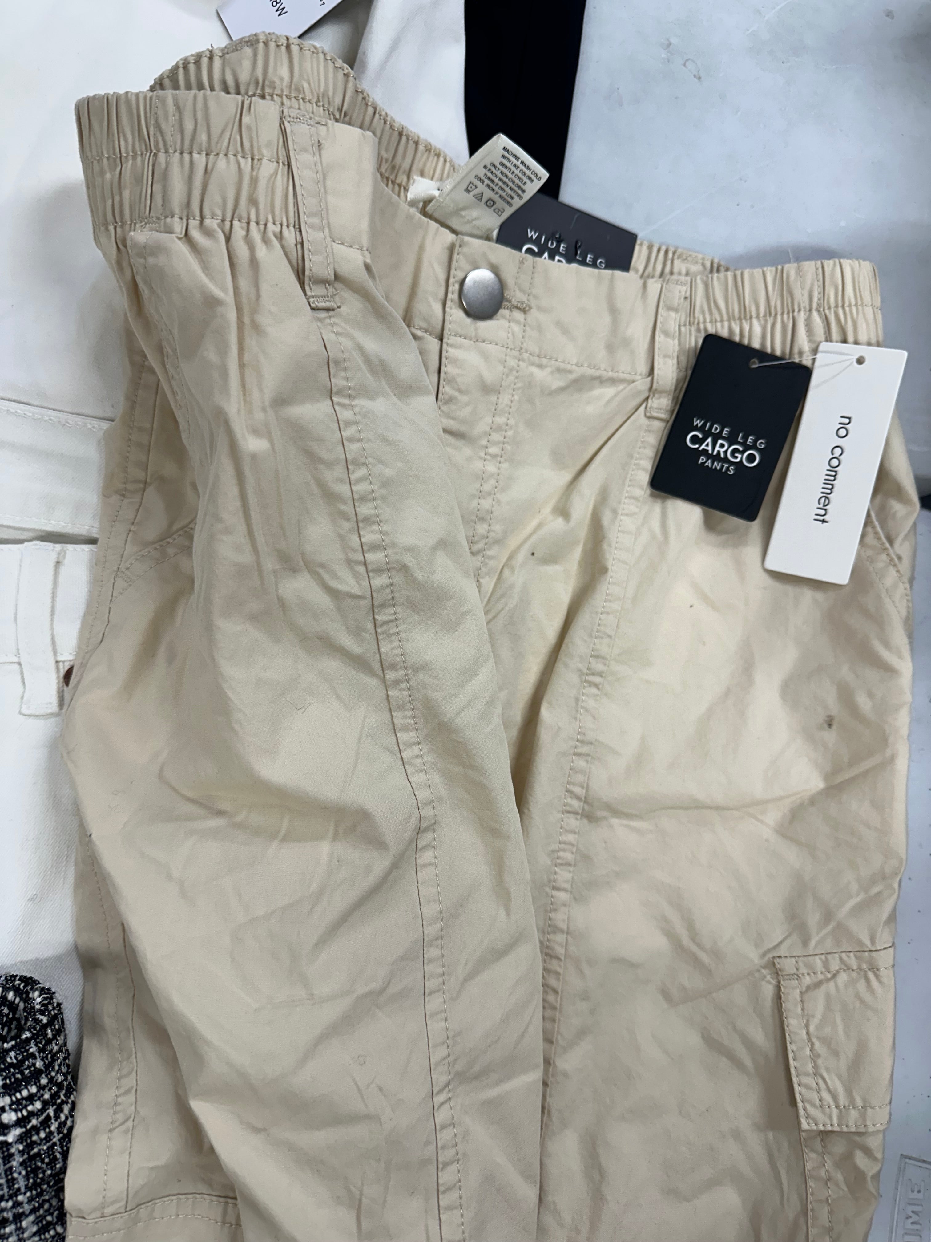 Women's Clothing Skirt and Pant Wholesale Lot, DKNY, ELLA RAFAELLA, KARL LAGERFELD, JACLYN SMITH and more, 7 items, Shelf Pulls, MSRP $476