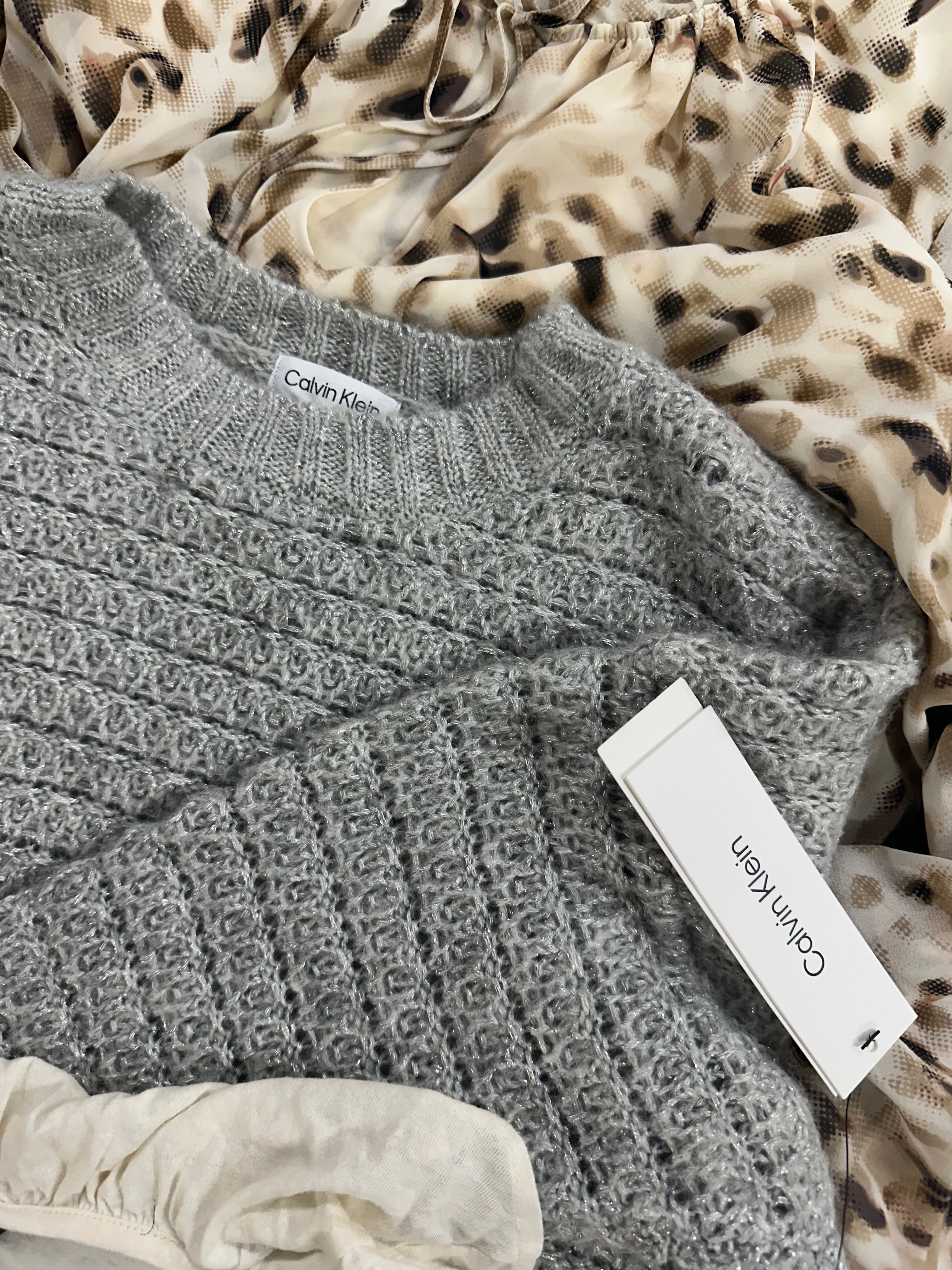 Women's Clothing Tops and Other Wholesale Lot,  TAHARI, DKNY, POLO RALPH LAUREN, CALVIN KLEIN, VINCE CAMUTO and more, 9 items, Shelf Pulls, MSRP $788