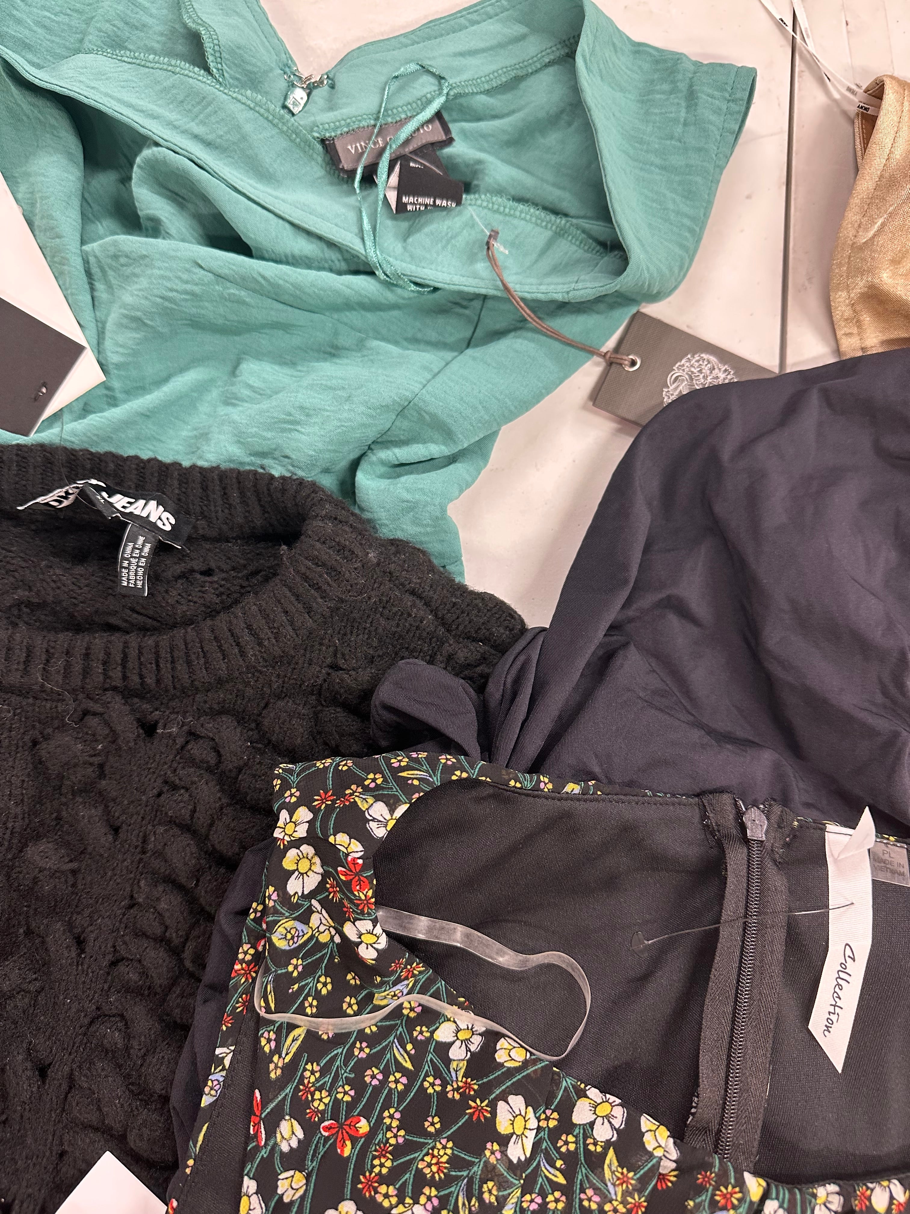 Women's Clothing Tops and Other Wholesale Lot, MICHAEL KORS, CALVIN KLEIN, DKNY, REEBOK, NY COLLECTION and more, 14 items, Shelf Pulls, MSRP $888