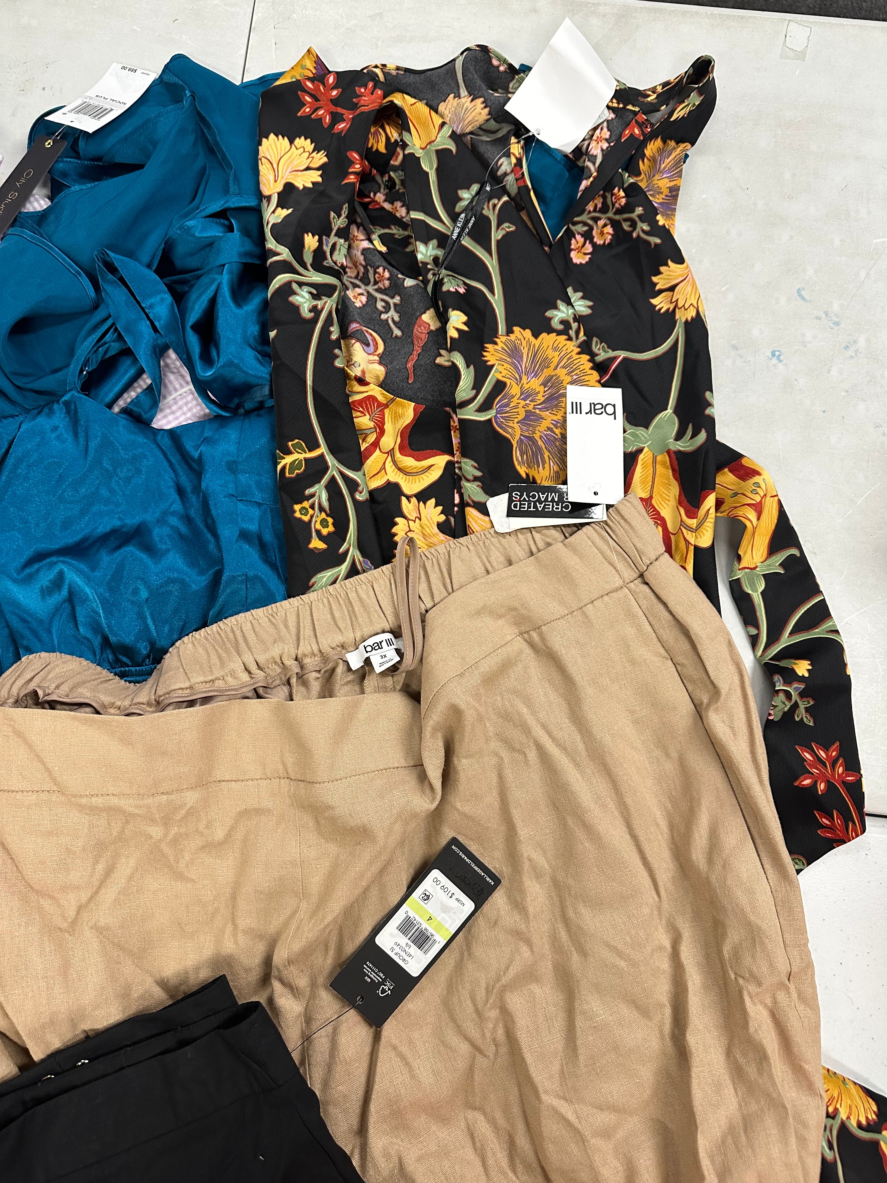 Women's Clothing Dress and Other Wholesale Lot, TOMMY HILFIGER, DKNY, ANNE KLEIN, MISS ELAINE and more, 8 items, Shelf Pulls, MSRP $753