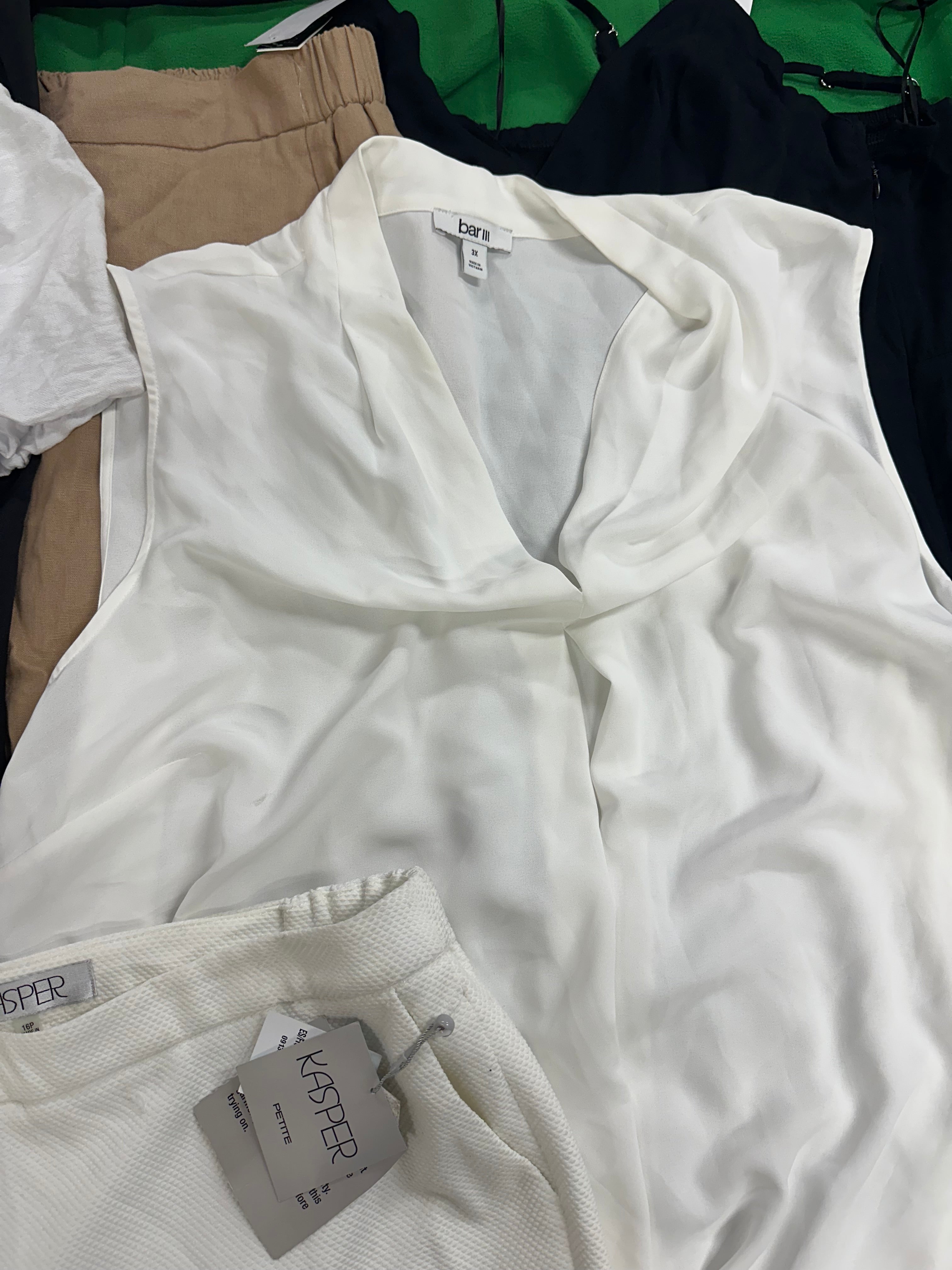 Women's Clothing Assorted Wholesale Lot, DKNY, KASPER, KARL LAGERFELD, STATE OF DAY and more, 9 items, Shelf Pulls, MSRP $668