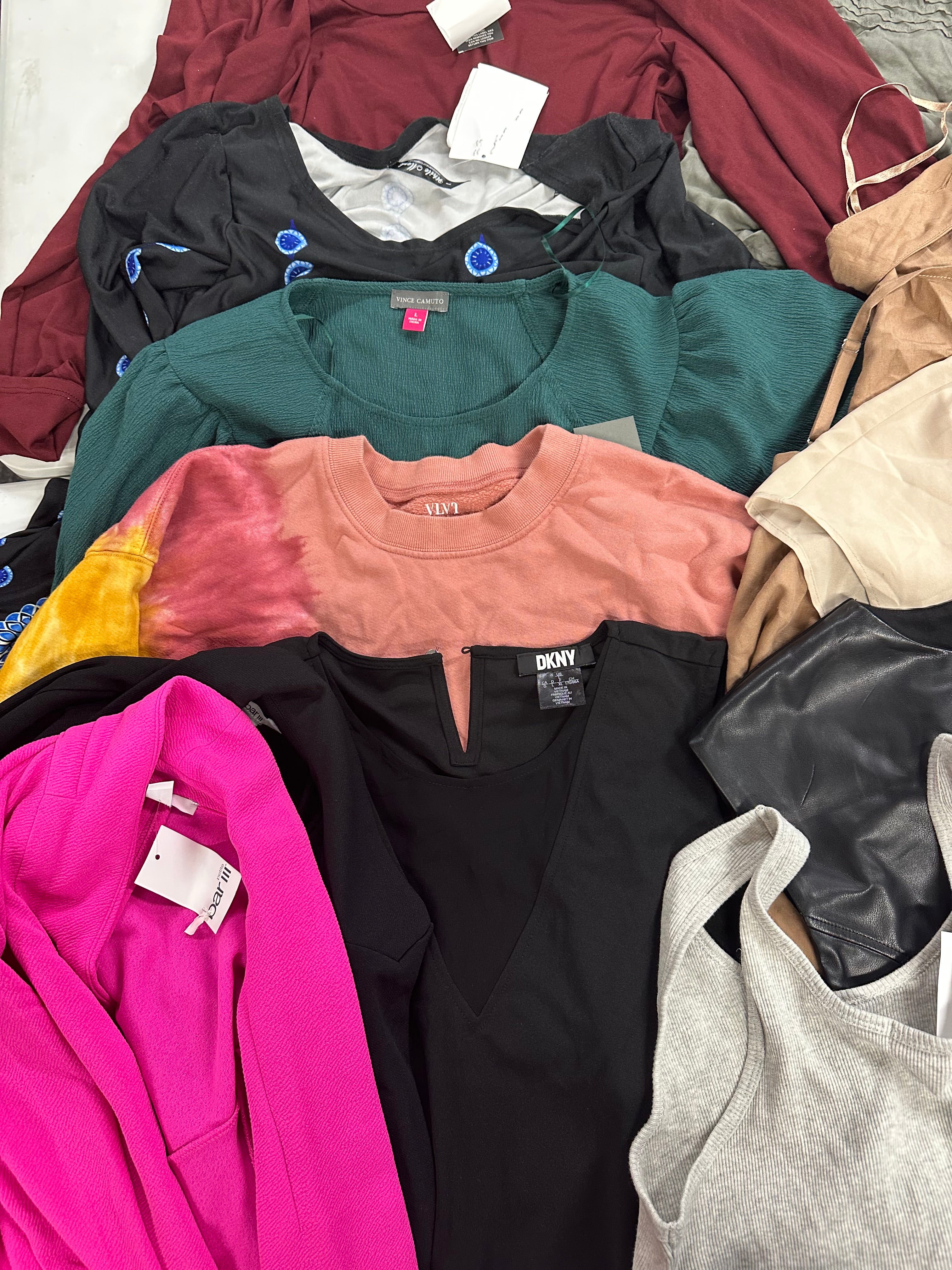 Women's Clothing Tops Wholesale Lot, LUCKY BRAND, CALVIN KLEIN, DKNY, HANES, WHITE MARK and more, 13 items, Shelf Pulls, MSRP $722