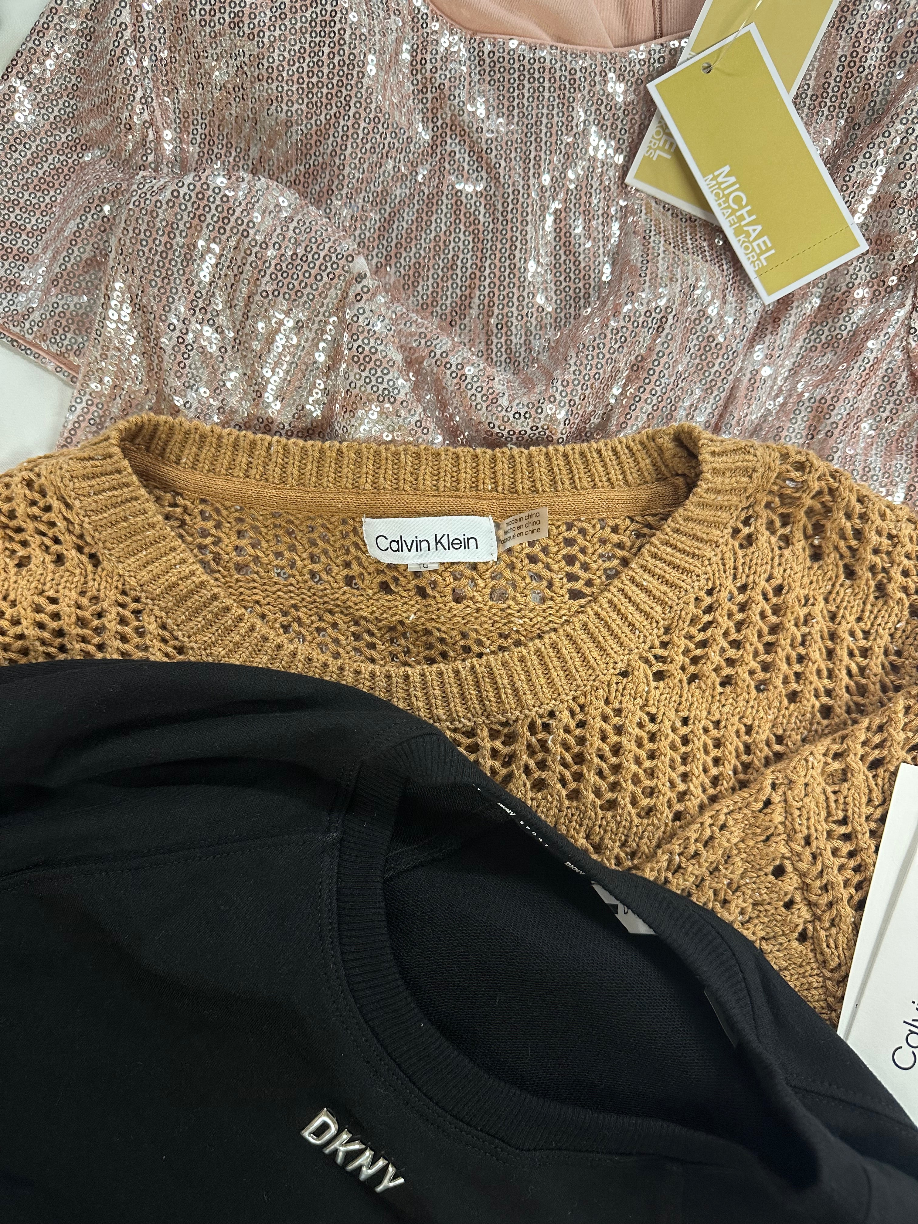 Women's Clothing Tops Wholesale Lot, MICHAEL KORS, LUCKY BRAND, CALVIN KLEIN, DKNY, REEBOK and more, 14 items, Shelf Pulls, MSRP $859