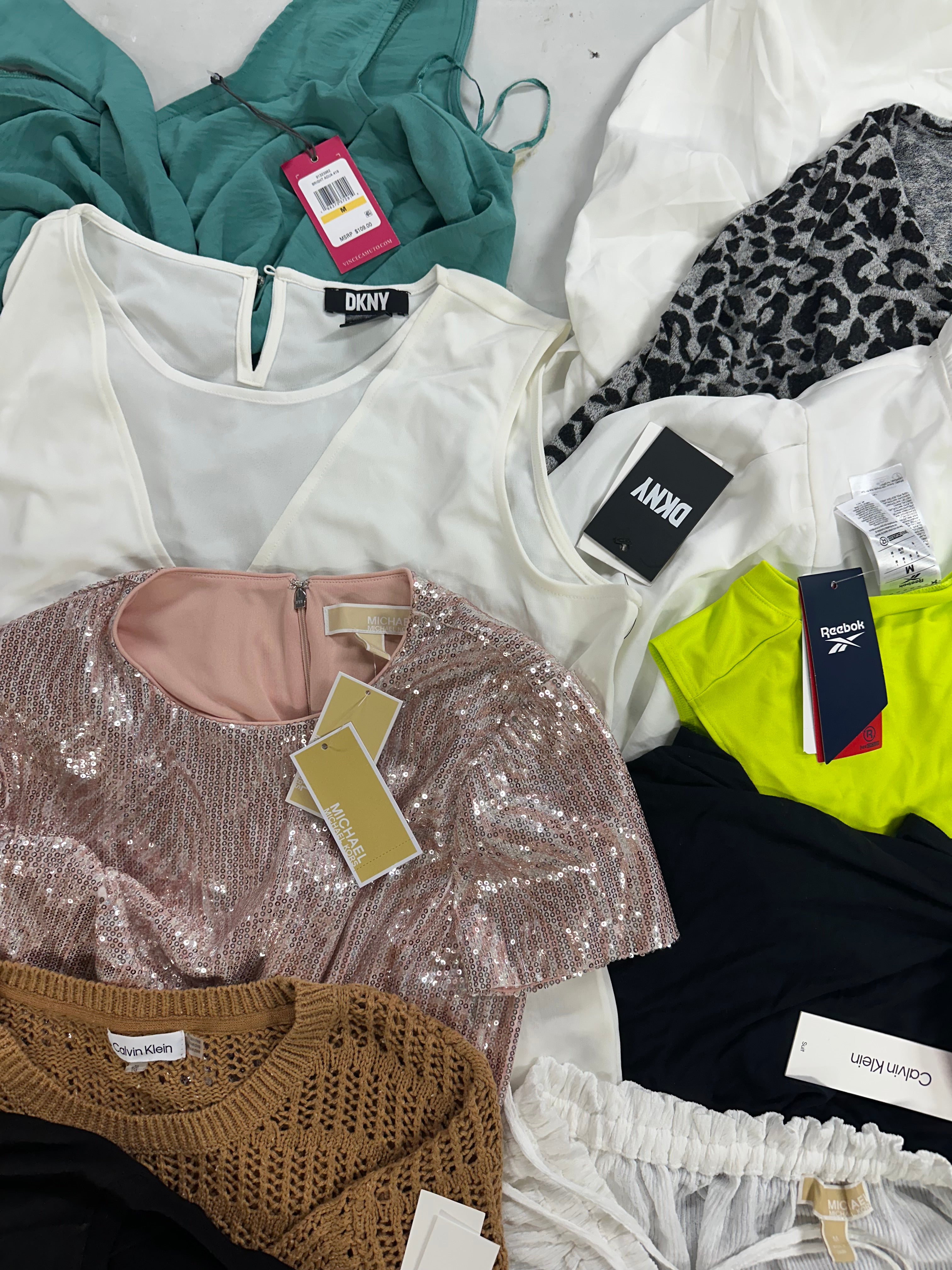 Women's Clothing Tops Wholesale Lot, MICHAEL KORS, LUCKY BRAND, CALVIN KLEIN, DKNY, REEBOK and more, 14 items, Shelf Pulls, MSRP $859