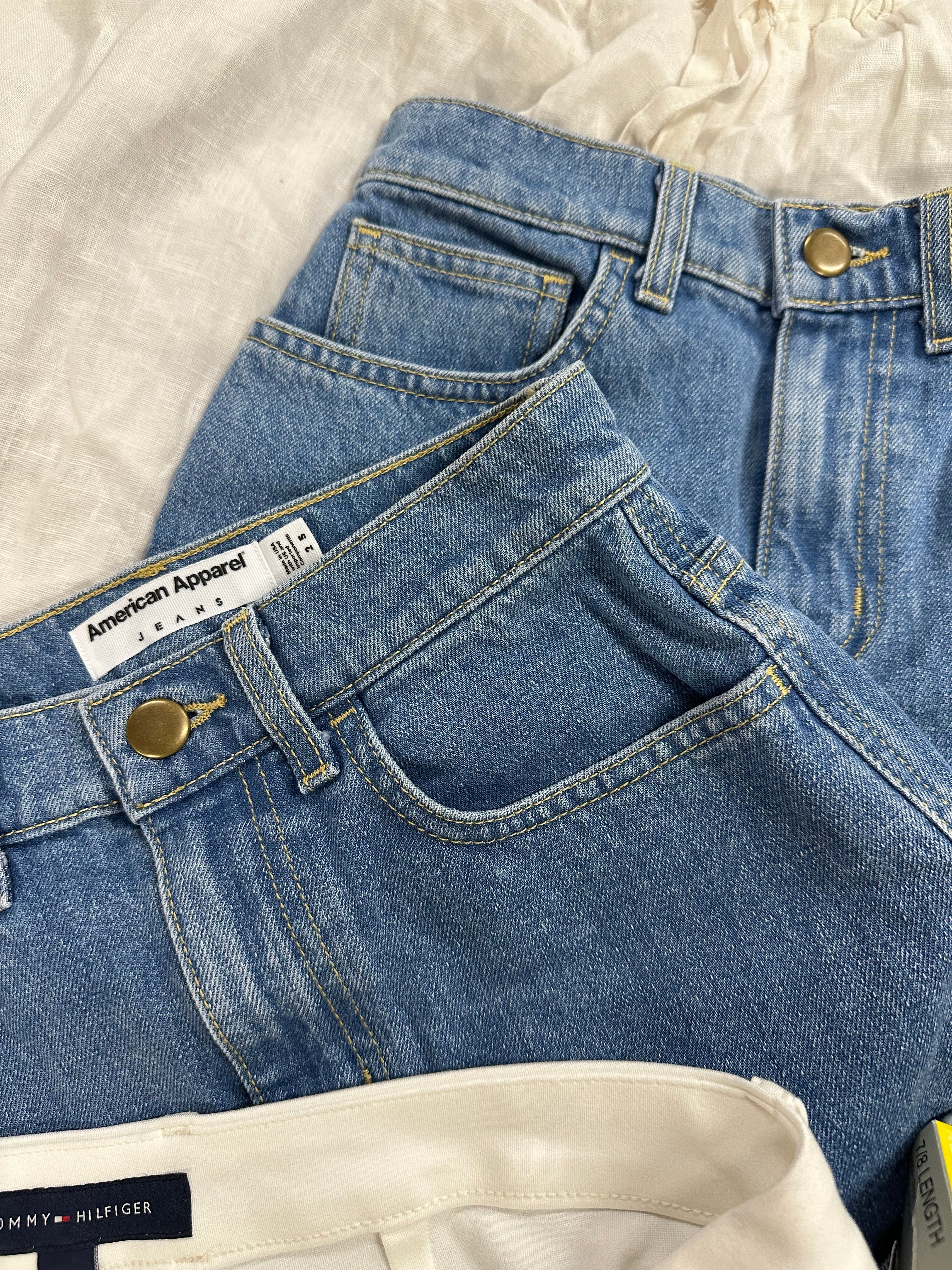 Women's Clothing Bottoms Wholesale Lot, MICHAEL KORS, TOMMY HILFIGER, GUESS, KARL LAGERFELD, AMERICAN APPAREL and more, 12 items, Shelf Pulls, MSRP $778