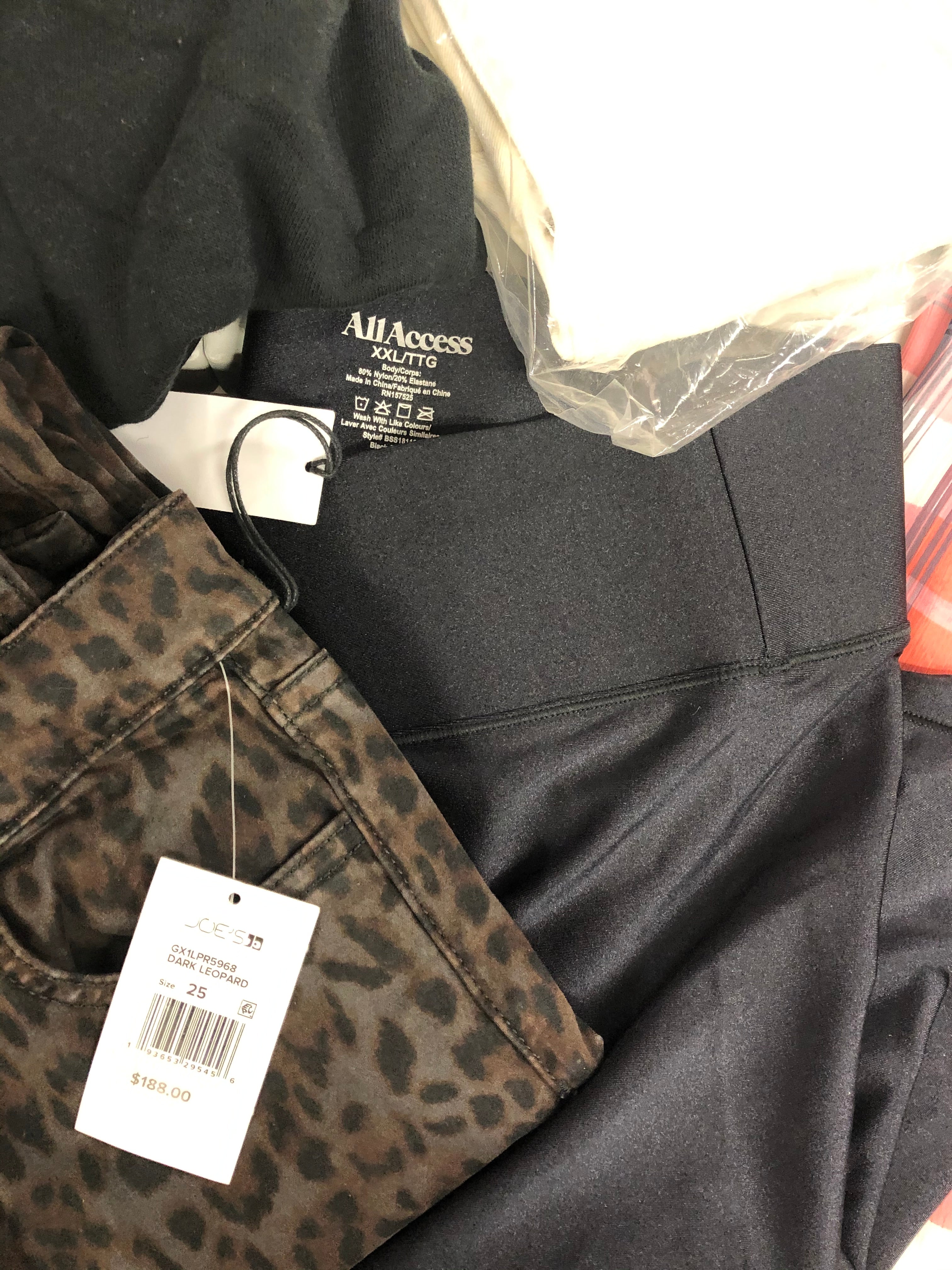 Women's Clothing Bottom Wholesale Lot, JOE'S, TOMMY HILFIGER, HUDSON, SANCTUARY and more, 13 items, Shelf Pulls, MSRP $1,180