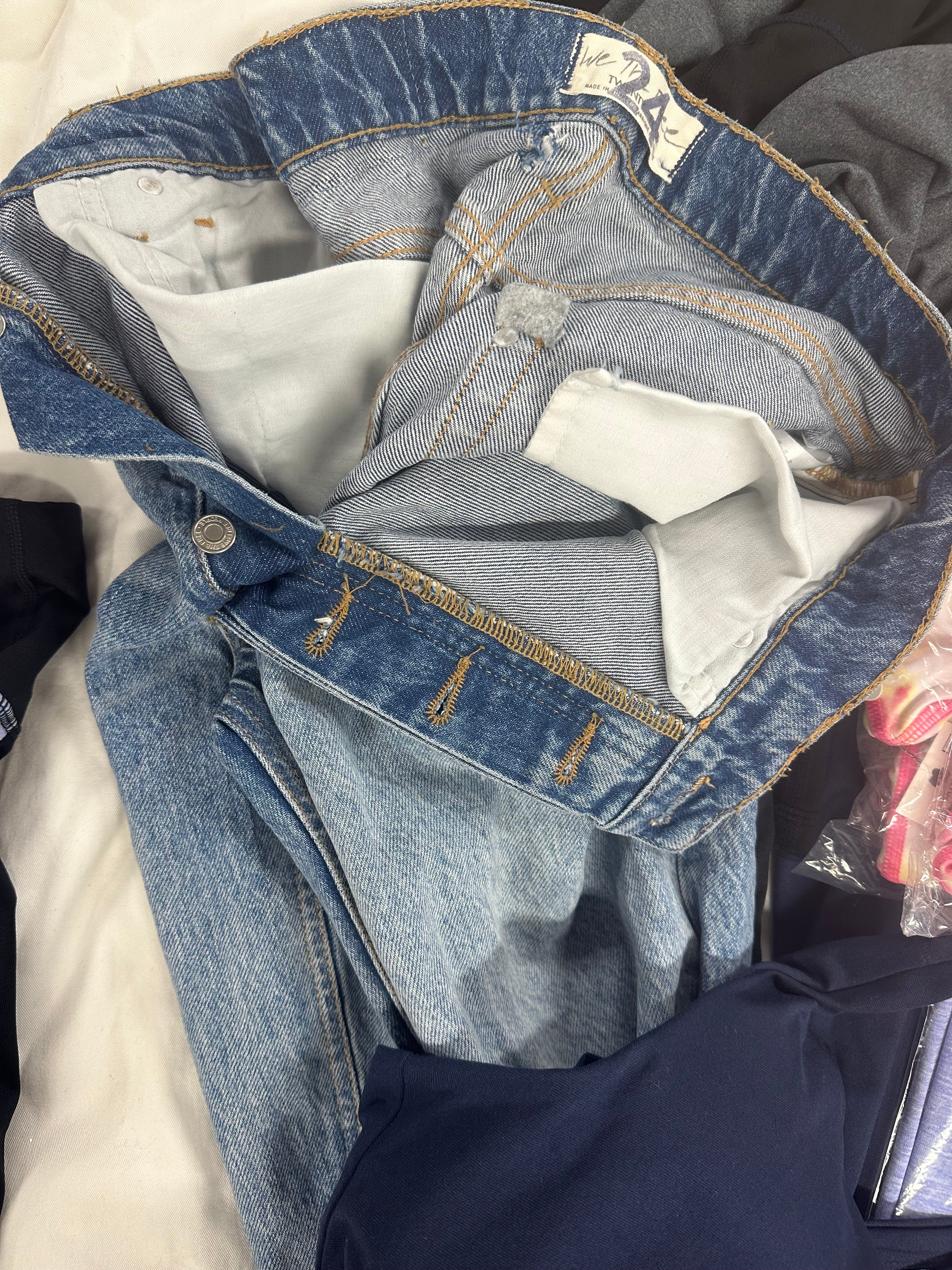 Women's Clothing RALPH LAUREN, MICHAEL KORS, FREE PEOPLE, 32 DEGREES and more, Wholesale Lot, 14 items, Shelf Pulls, MSRP $777