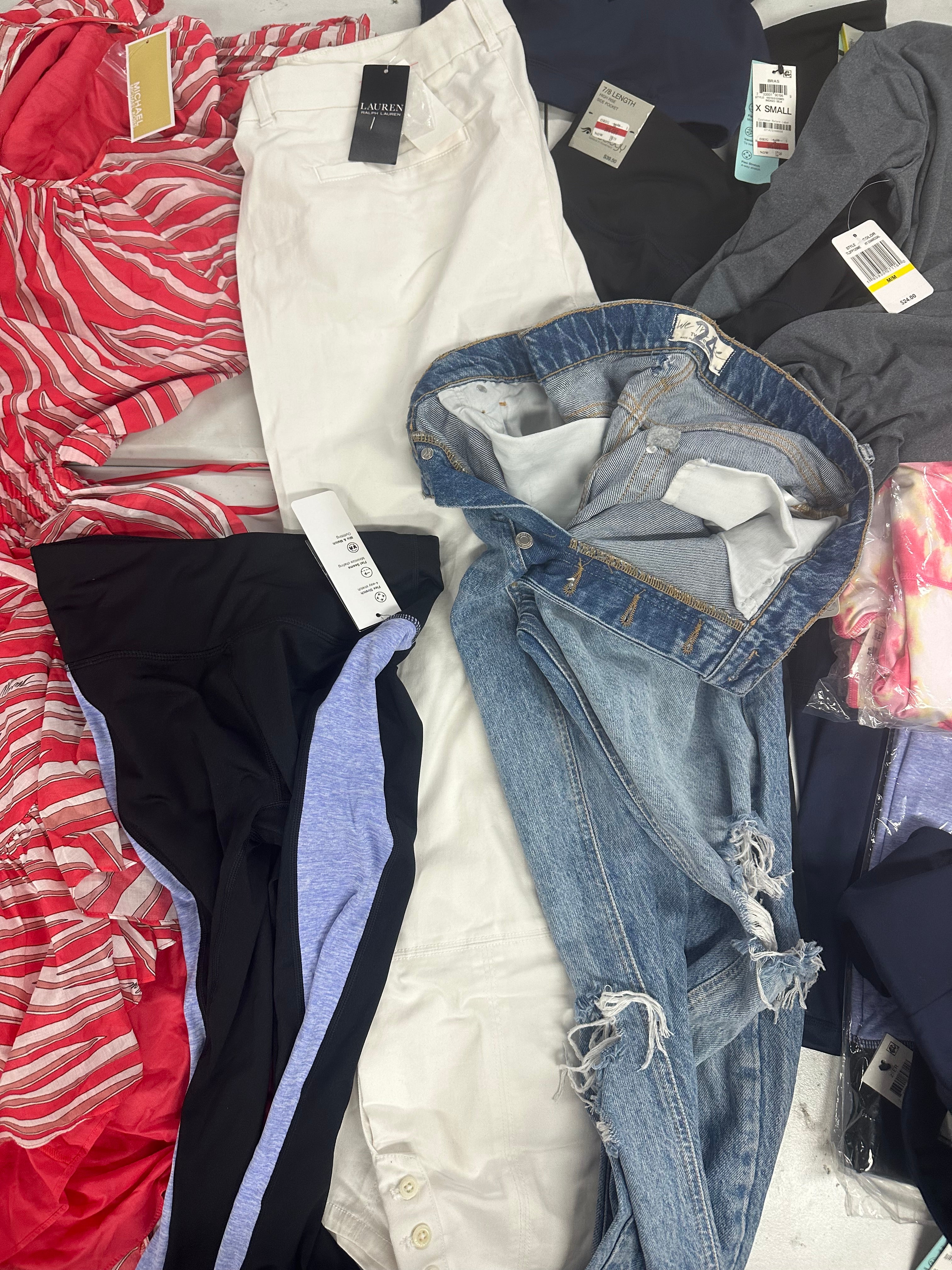 Women's Clothing RALPH LAUREN, MICHAEL KORS, FREE PEOPLE, 32 DEGREES and more, Wholesale Lot, 14 items, Shelf Pulls, MSRP $777