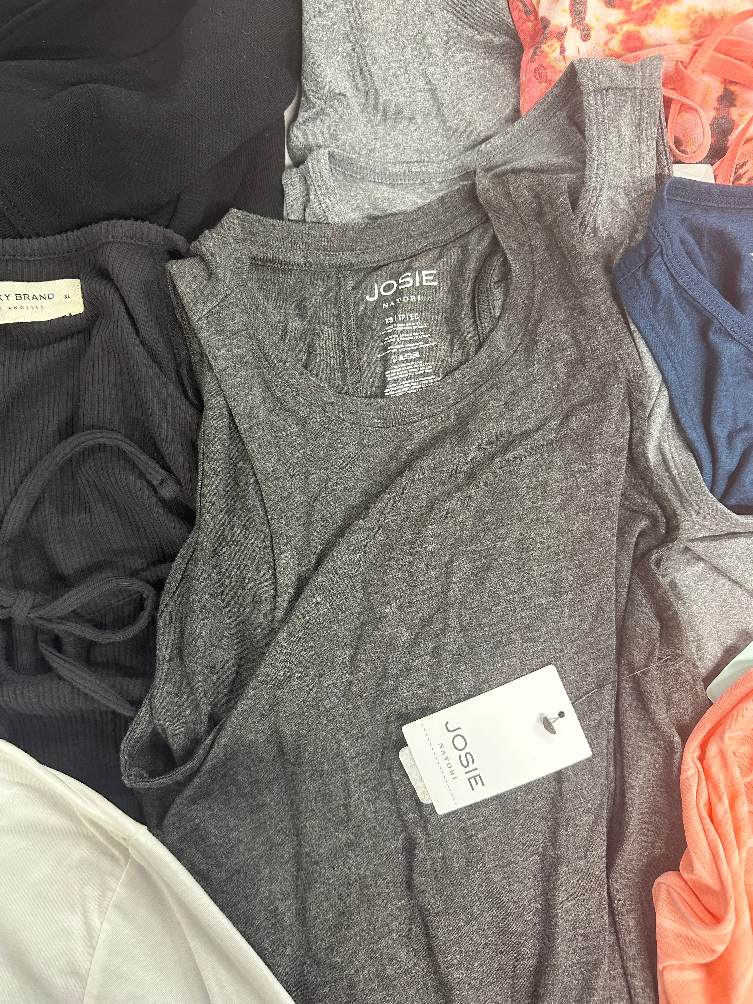 Women's Clothing Tops Wholesale Lot, POLO RALPH LAUREN, LUCKY BRAND, COLUMBIA, IDEOLOGY, 19 items, Shelf Pulls, MSRP $534