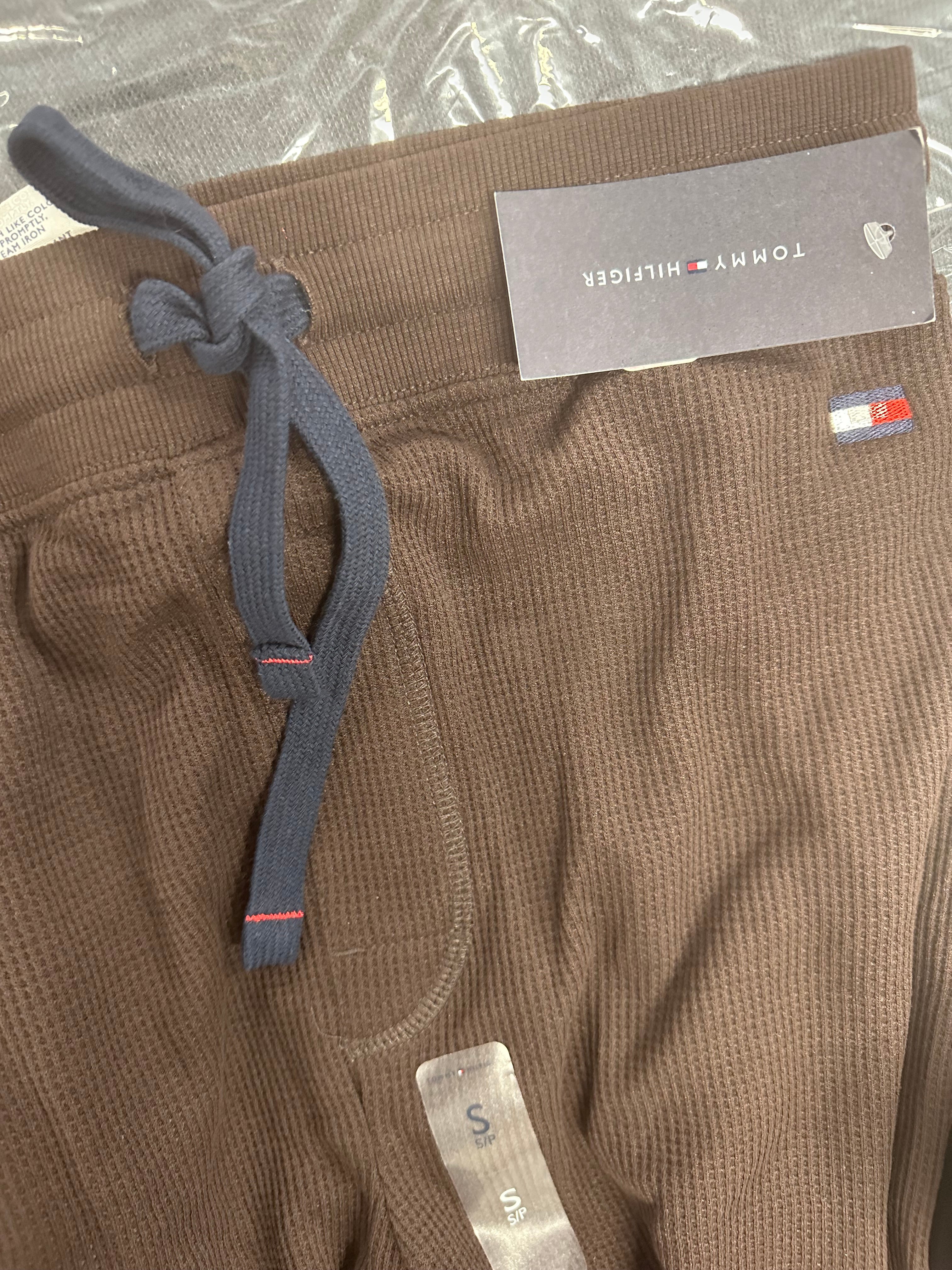 Men's Clothing Sweaters & Others Wholesale Lot, POLO RALPH LAUREN, LACOSTE, TOMMY HILFIGER, AND NOW THIS, CLUB ROOM and more, 14 items, Shelf Pulls, MSRP $548
