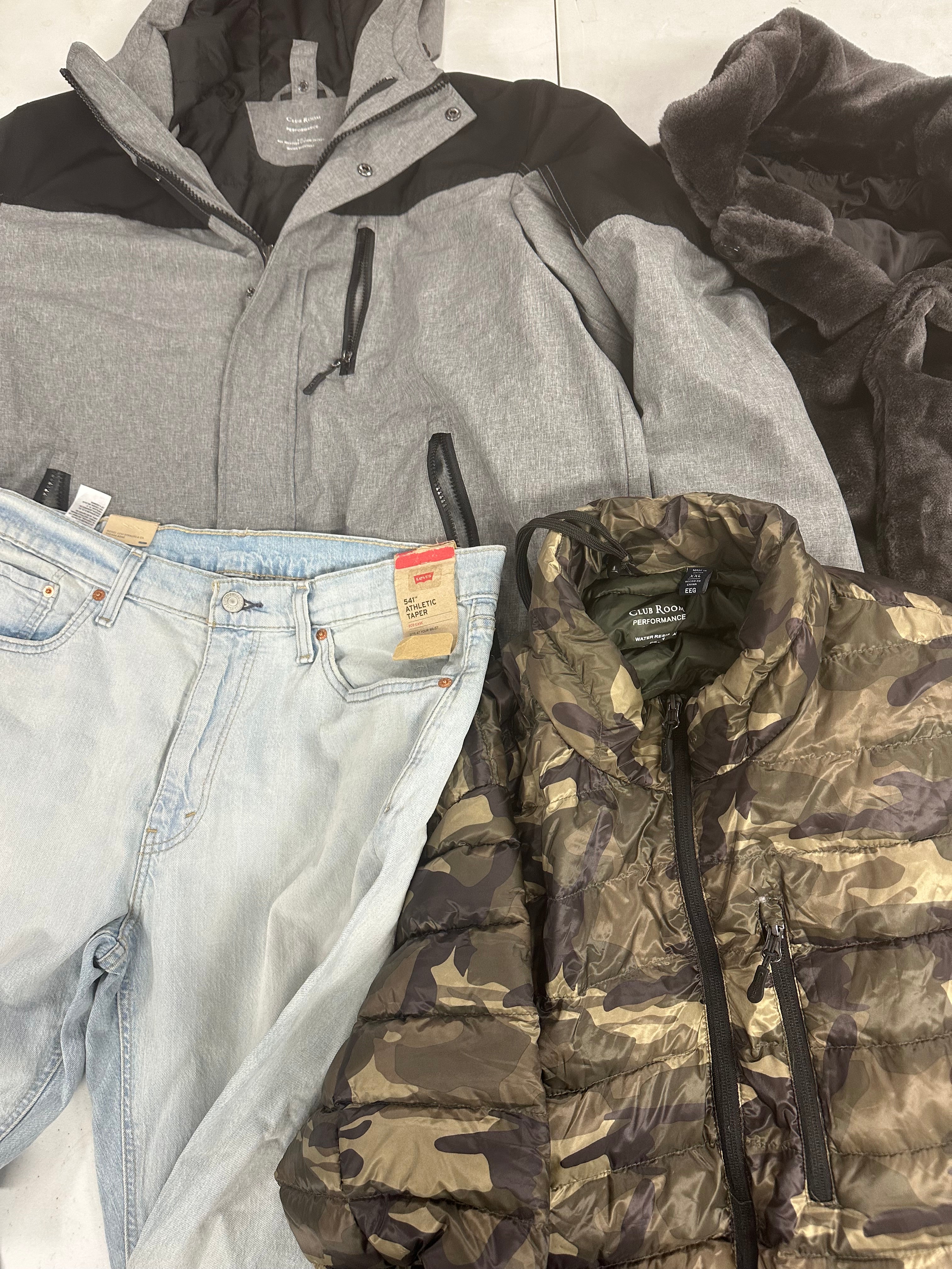 Men's Clothing Outerwear and more, Wholesale Lot, LEVI'S, CLUB ROOM, INC, 4 items, Shelf Pulls, MSRP $485