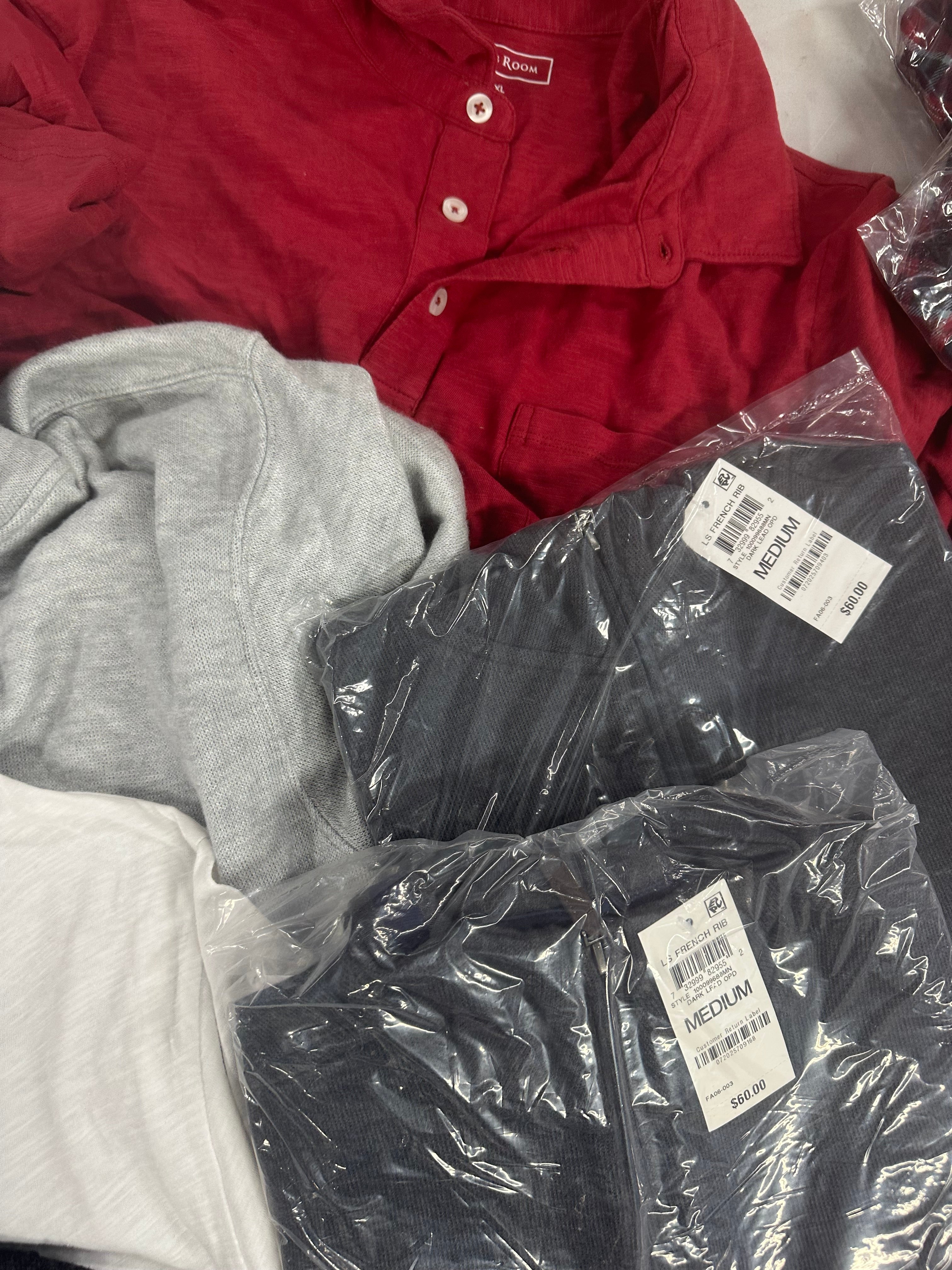 Men's Clothing T-shirts and Other Tops Wholesale Lot, TOMMY HILFIGER, LEVI'S, SPERRY, AND NOW THIS, CLUB ROOM and more, 17 items, Shelf Pulls, MSRP $694