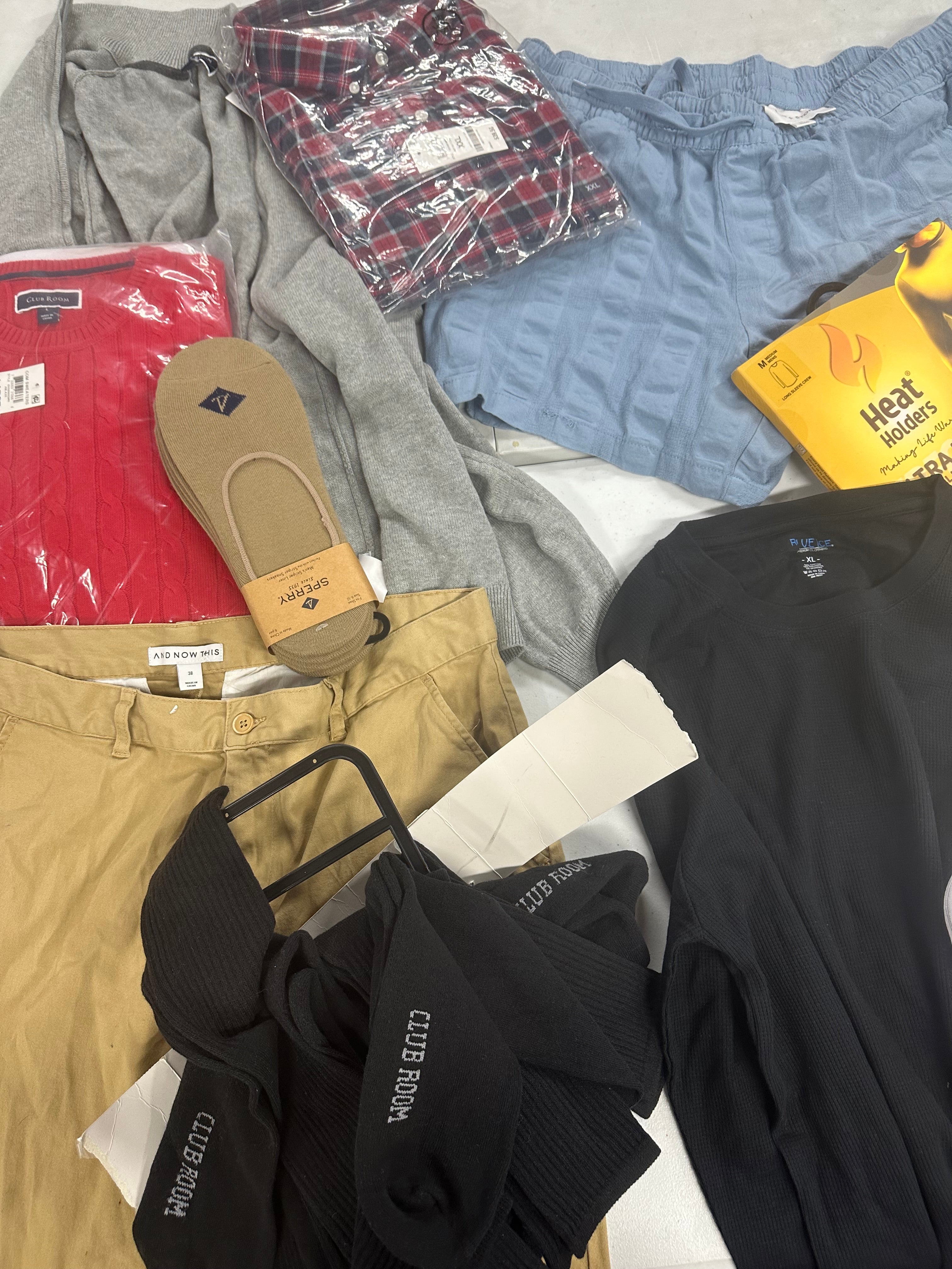 Men's Clothing Assorted Wholesale Lot, SPERRY, POLO RALPH LAUREN, AND NOW THIS, SUN + STONE, HEAT HOLDERS and more, 10 items, Shelf Pulls, MSRP $404
