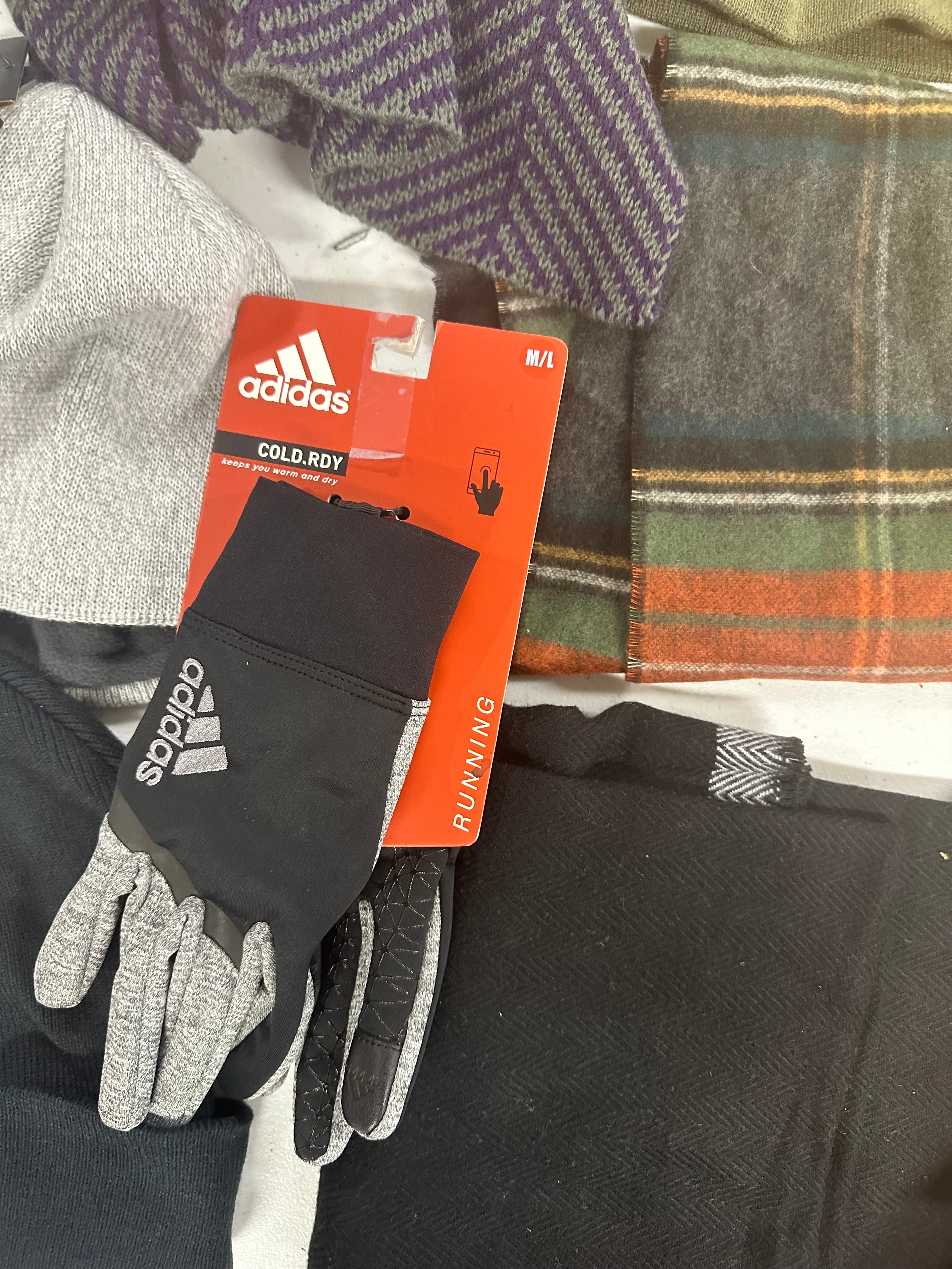 Men's Gloves, Hats and Others, Wholesale Lot, ADIDAS, UNDER ARMOUR, THE NORTH FACE, SPYDER, BASS OUTDOOR, HEAT HOLDERS and more, 24 items, Shelf Pulls, MSRP $750