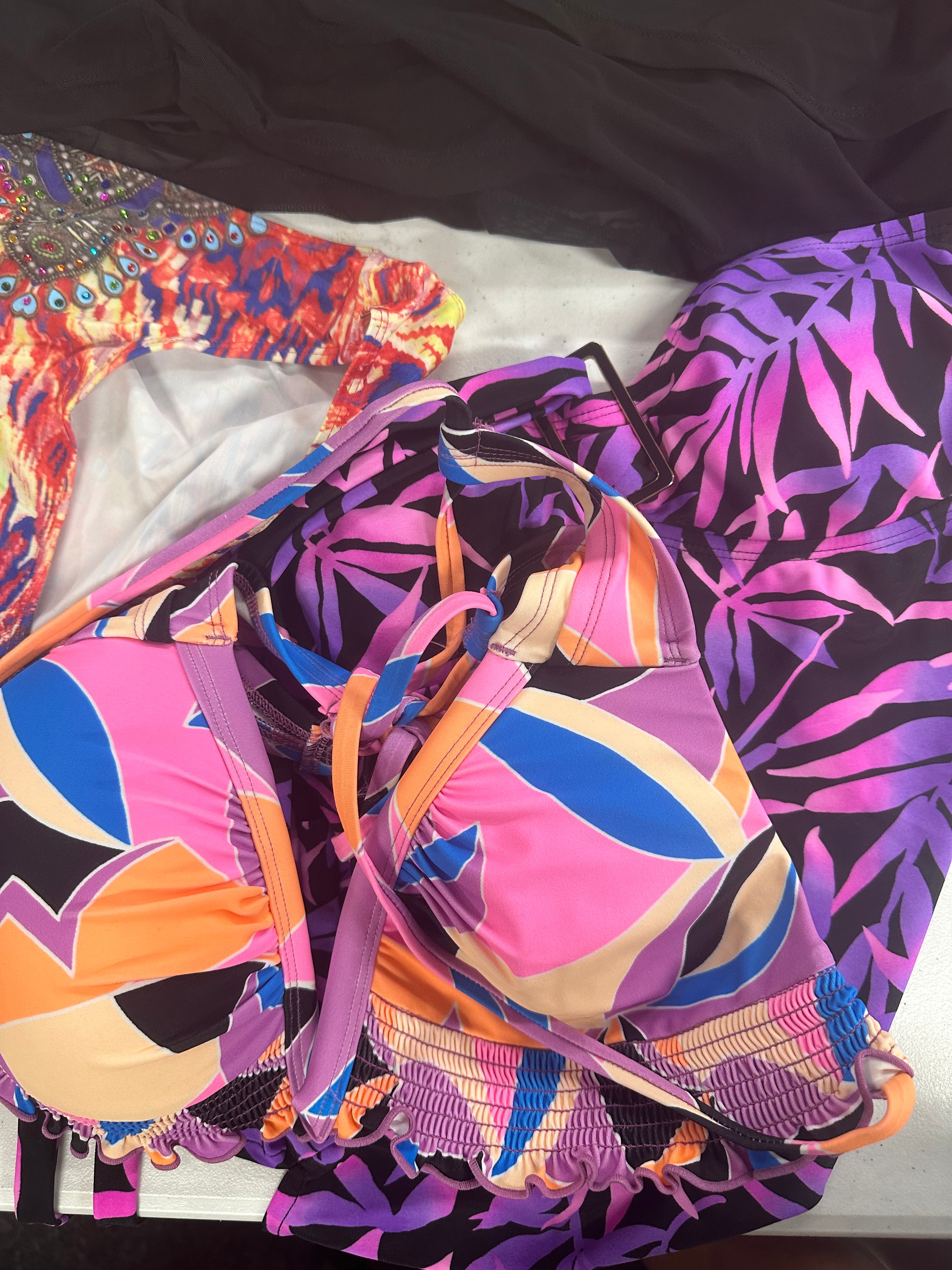Women's Swimwear Wholesale Lot, 12 items, DKNY, RALPH LAUREN, NIKE, ROXY, COCO REEF, LA MODA and more, Shelf Pulls, MSRP $581