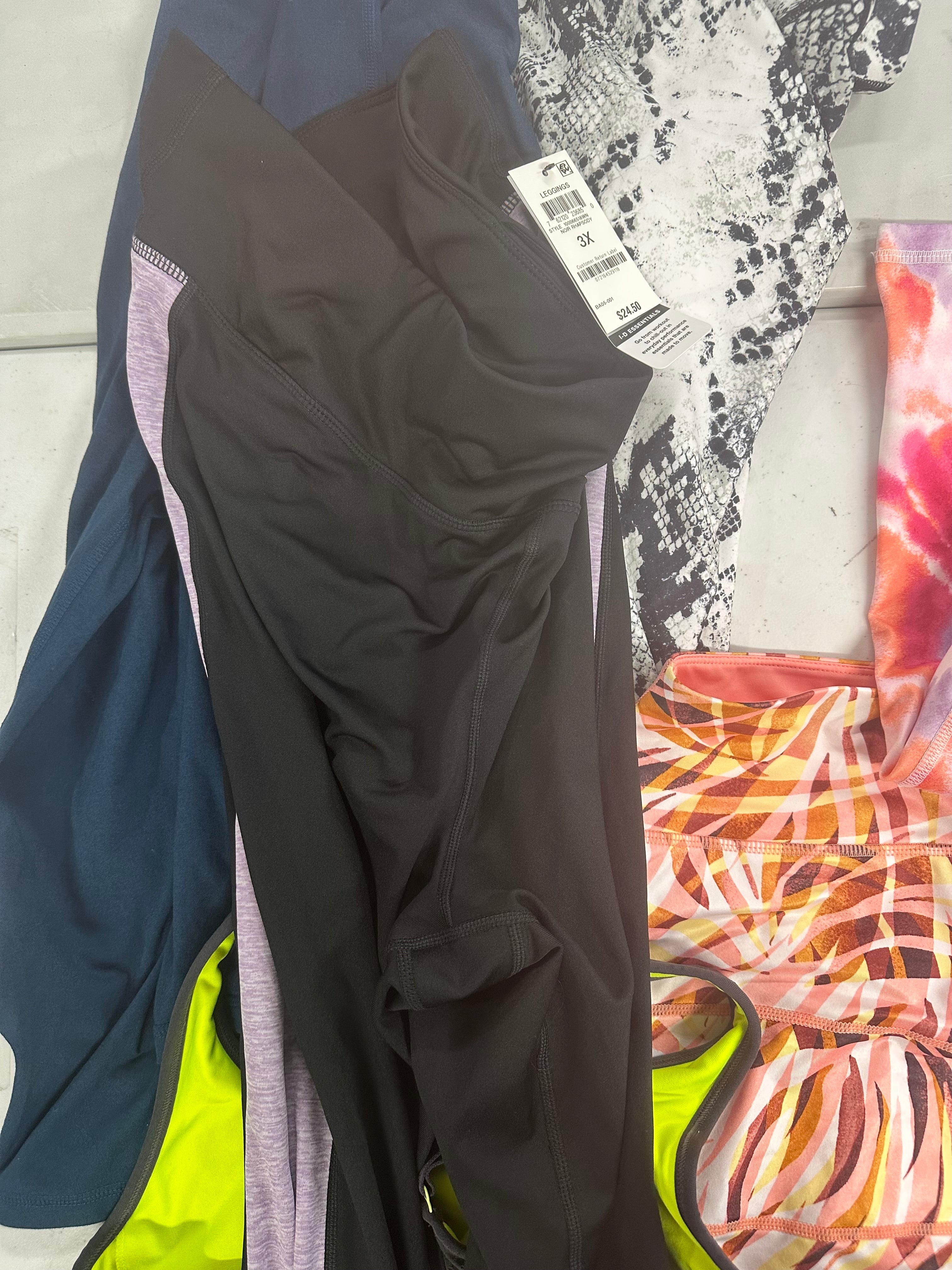 Women's Clothing Activewear Leggings and others, IDEOLOGY Wholesale Lot, 12 items, Shelf Pulls, MSRP $423