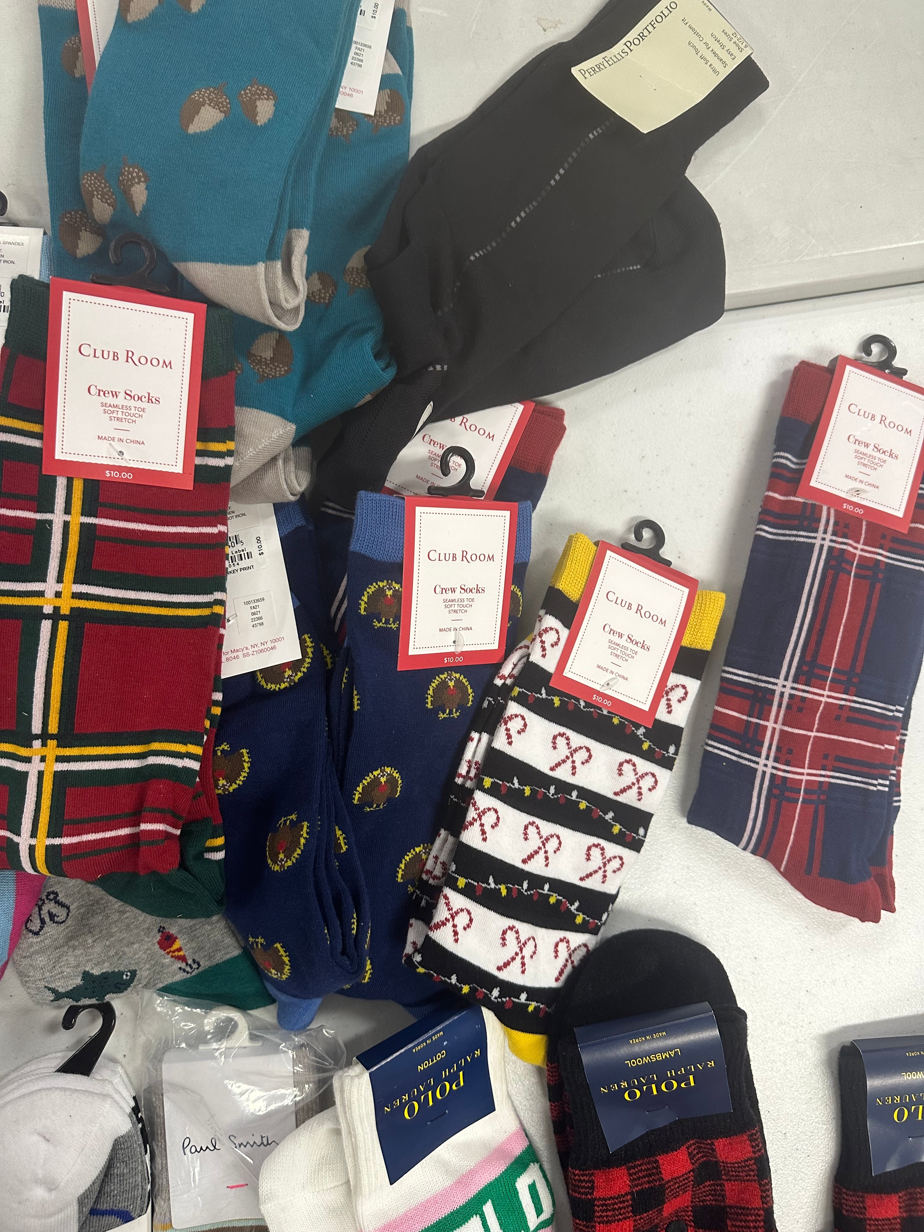 Men's Socks Wholesale Lot, HUGO BOSS, PAUL SMITH, POLO RALPH LAUREN, SPERRY, CALVIN KLEIN, CLUB ROOM and more, 33 items, Shelf Pulls, MSRP $435