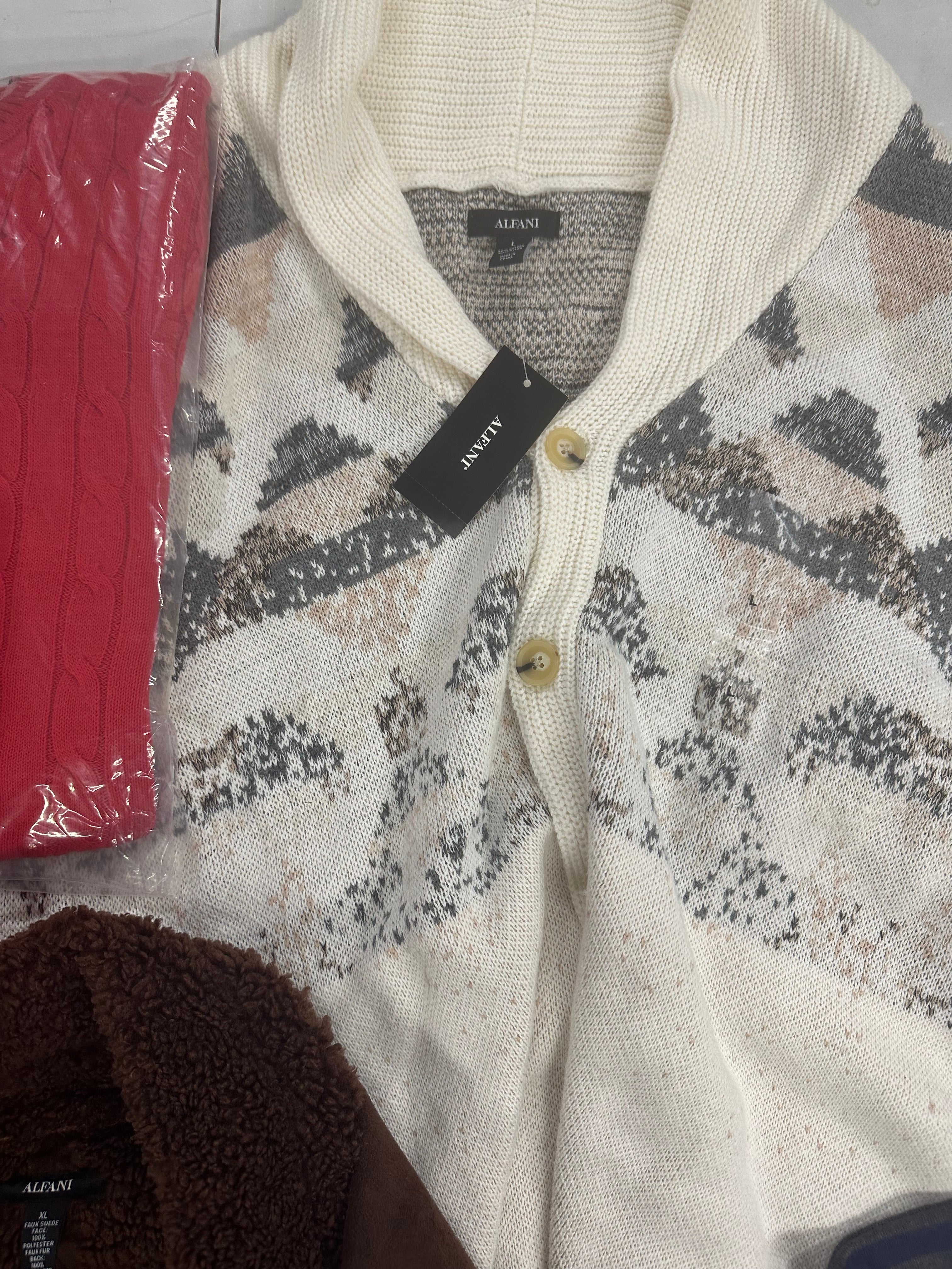 Men's Clothing Winter Lot Wholesale Lot, PERRY ELLIS, ALFANI, CLUB ROOM, 6 items, Shelf Pulls, MSRP $516