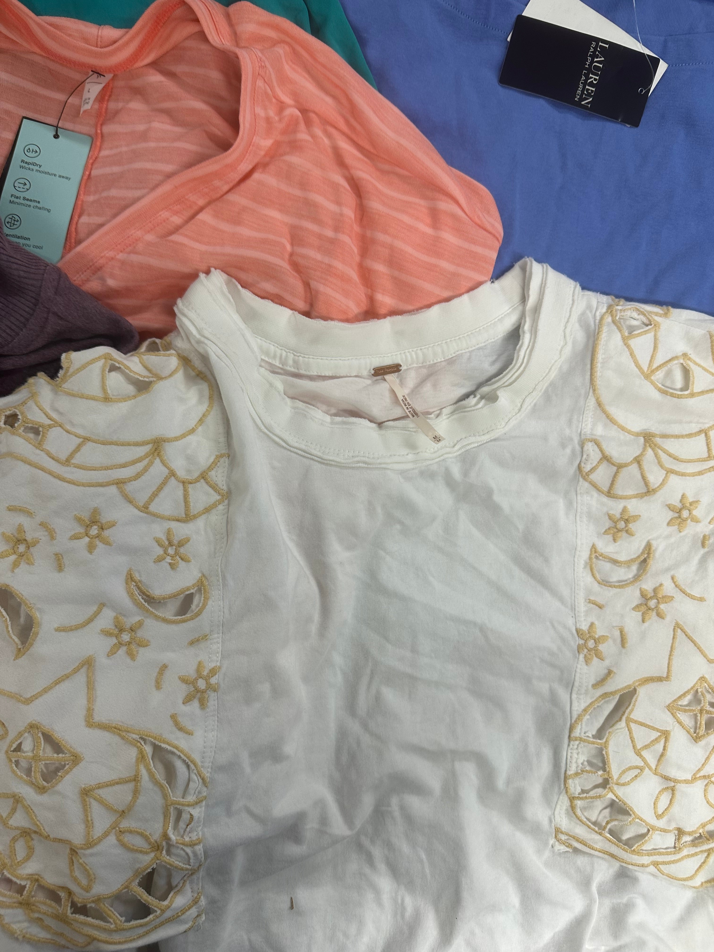 Women's Clothing Tops POLO RALPH LAUREN, MICHAEL KORS, FREE PEOPLE, 32 DEGREES and more, Wholesale Lot, 13 items, Shelf Pulls, MSRP $606