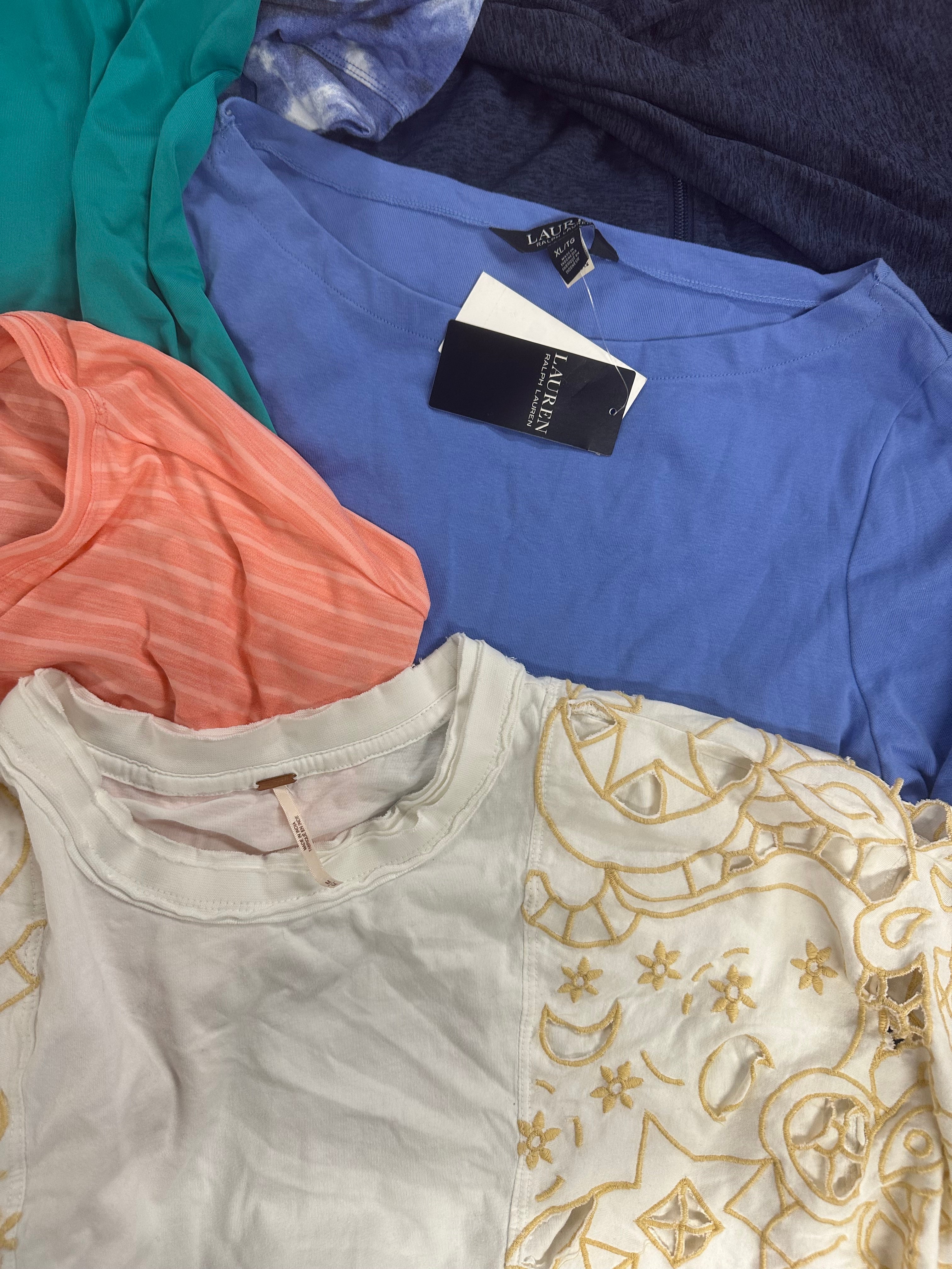 Women's Clothing Tops POLO RALPH LAUREN, MICHAEL KORS, FREE PEOPLE, 32 DEGREES and more, Wholesale Lot, 13 items, Shelf Pulls, MSRP $606