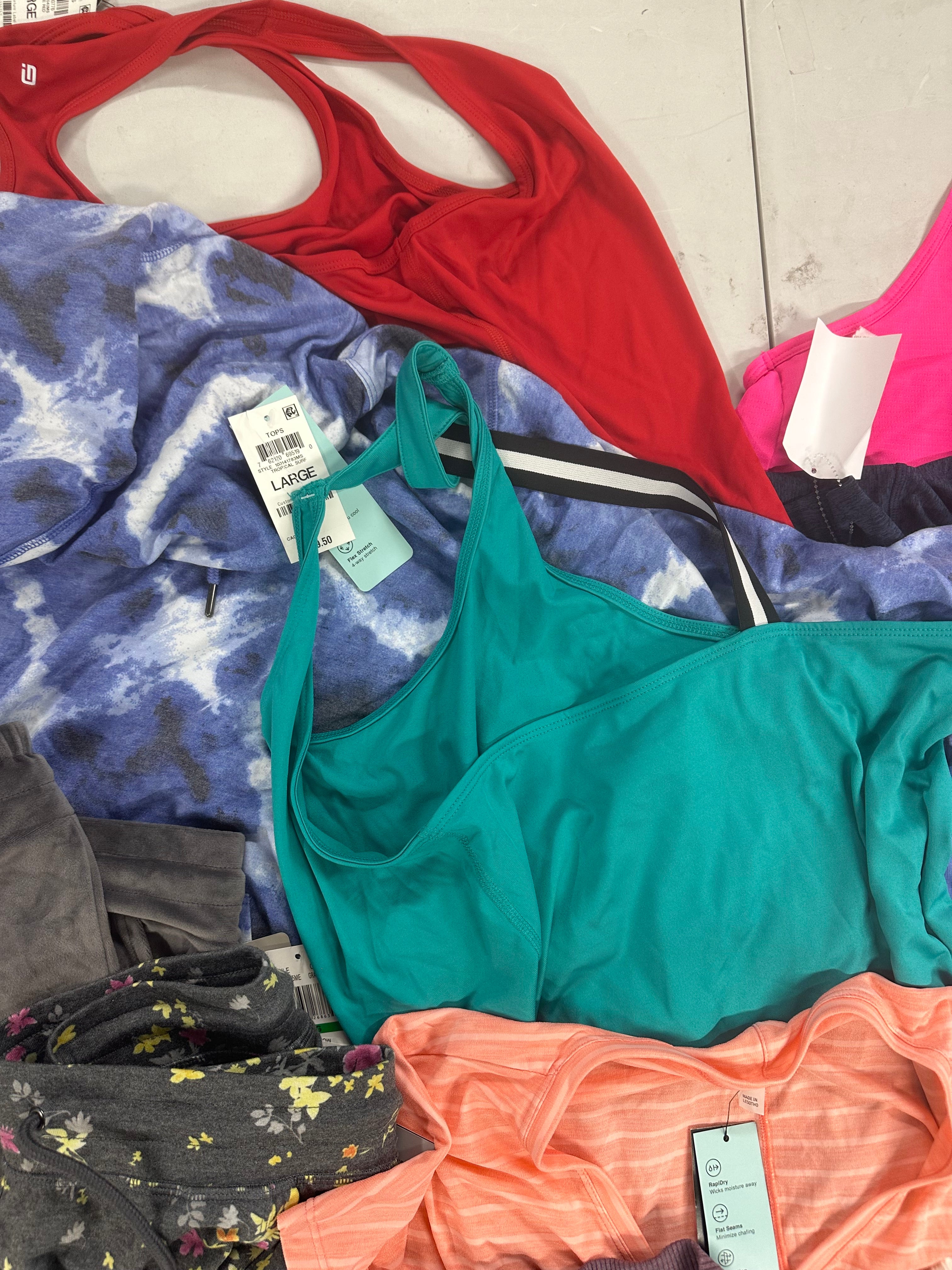 Women's Clothing Tops POLO RALPH LAUREN, MICHAEL KORS, FREE PEOPLE, 32 DEGREES and more, Wholesale Lot, 13 items, Shelf Pulls, MSRP $606