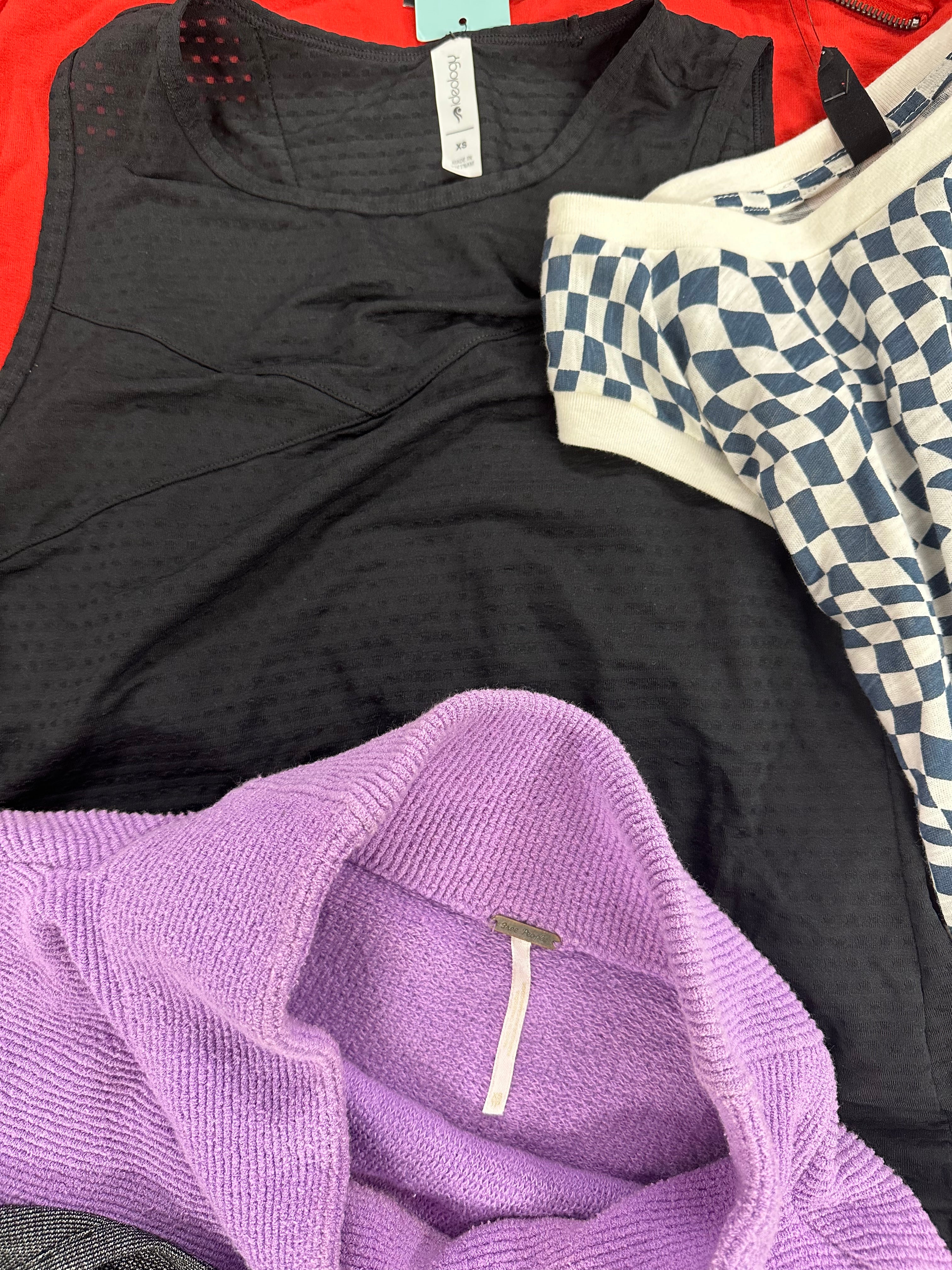 Women's Clothing Tops and Other Wholesale Lot, POLO RALPH LAUREN, MICHAEL KORS, FREE PEOPLE, COTTON ON and more, 12 items, Shelf Pulls, MSRP $698