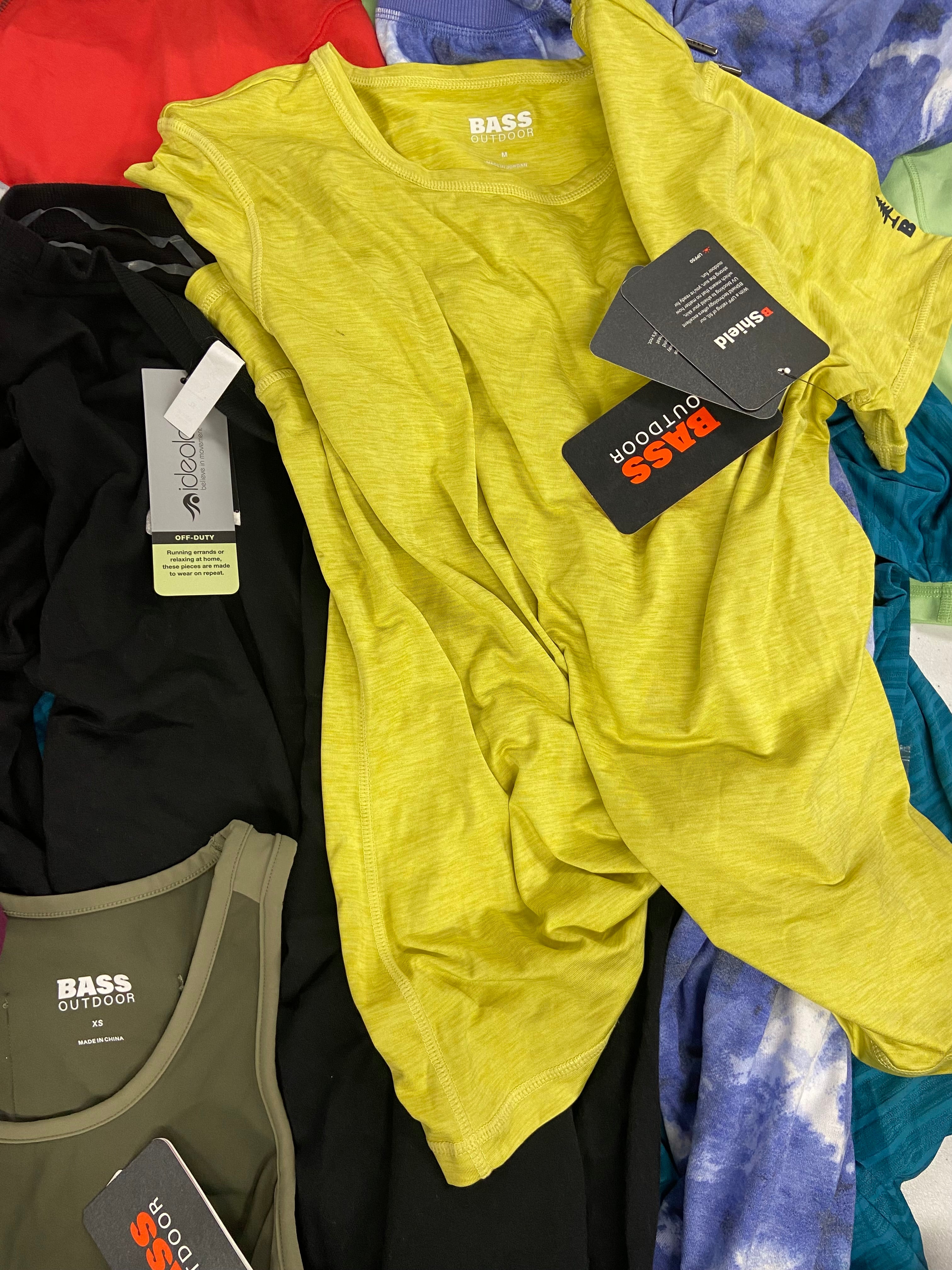 Women's Clothing Activewear Wholesale Lot, COLUMBIA, BASS OUTDOOR, IDEOLOGY, 15 items, Shelf Pulls, MSRP $462