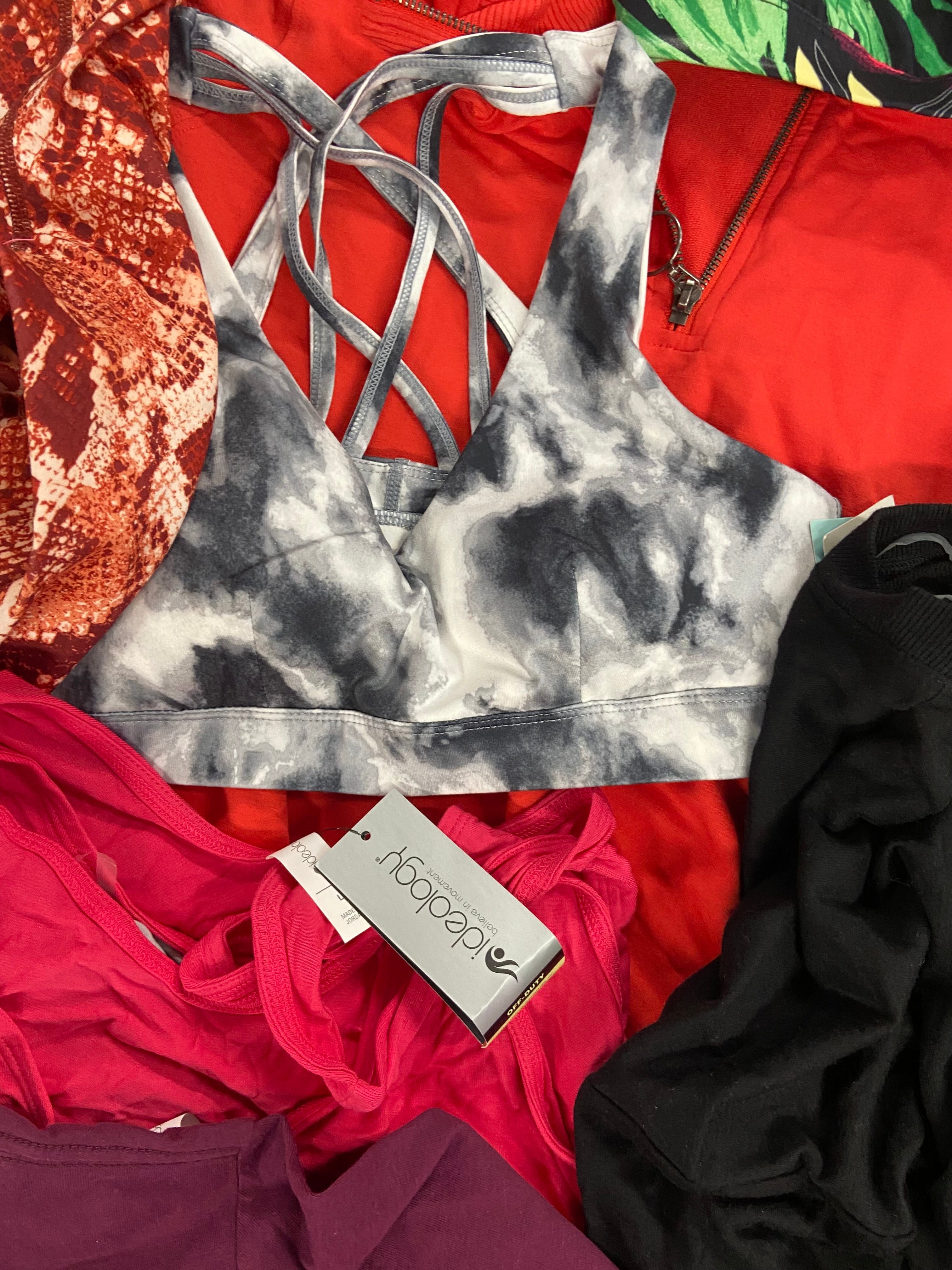 Women's Clothing Activewear Wholesale Lot, COLUMBIA, BASS OUTDOOR, IDEOLOGY, 15 items, Shelf Pulls, MSRP $462