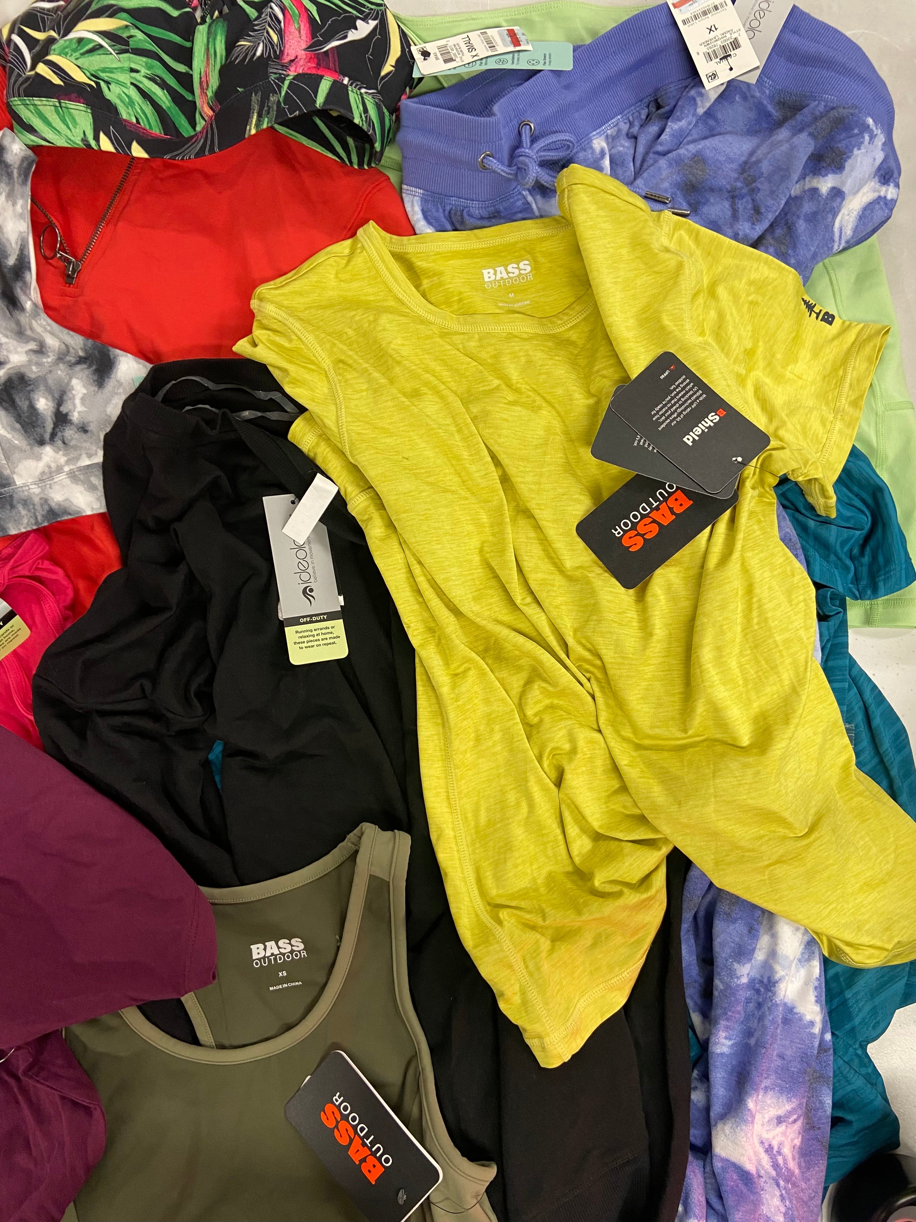 Women's Clothing Activewear Wholesale Lot, COLUMBIA, BASS OUTDOOR, IDEOLOGY, 15 items, Shelf Pulls, MSRP $462