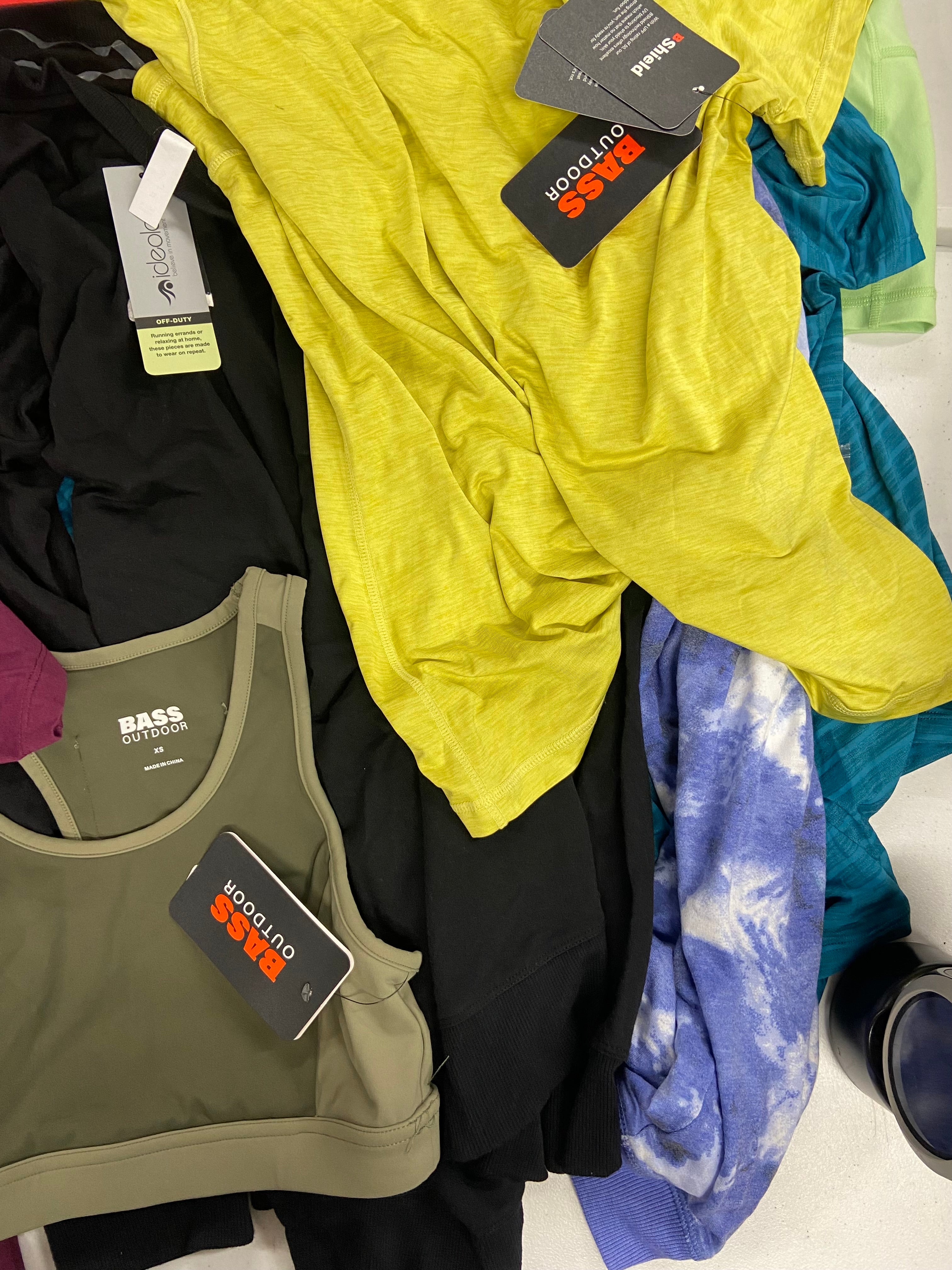 Women's Clothing Activewear Wholesale Lot, COLUMBIA, BASS OUTDOOR, IDEOLOGY, 15 items, Shelf Pulls, MSRP $462