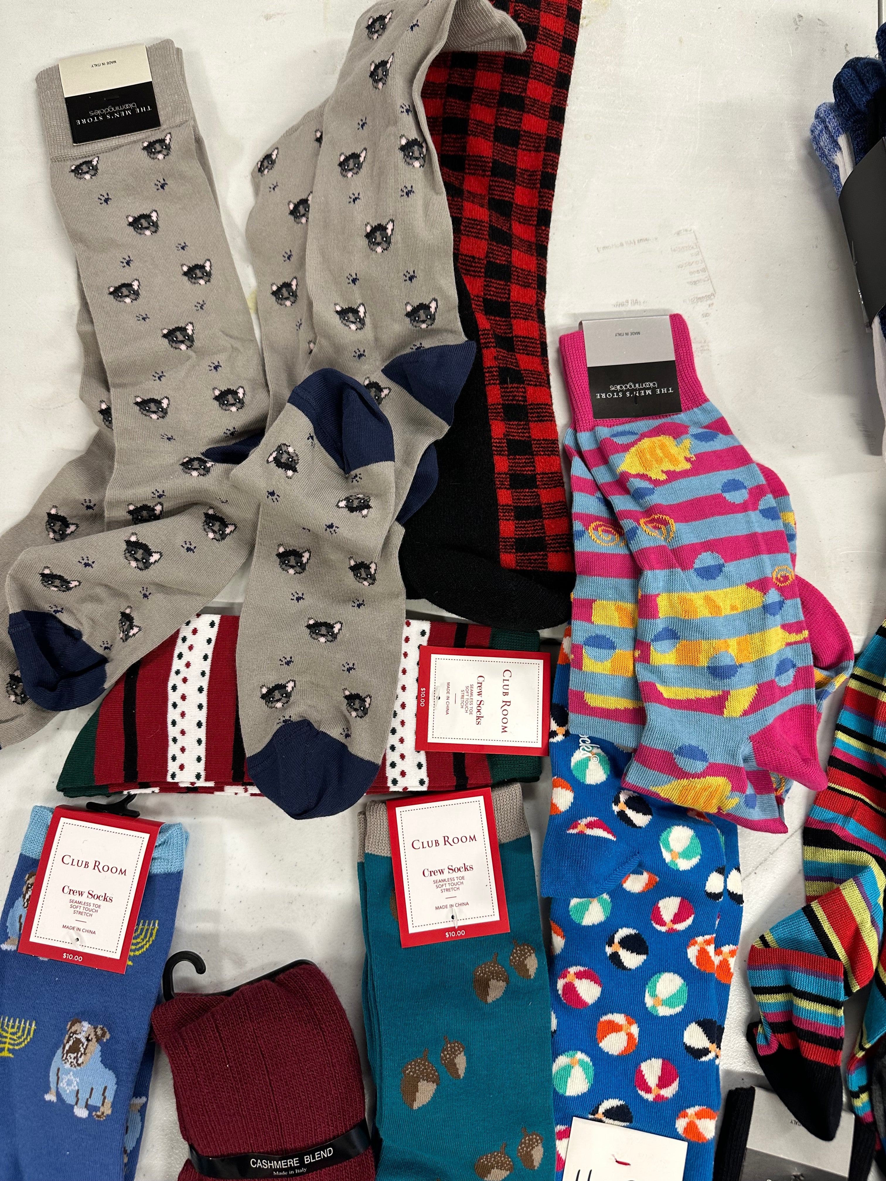 Men's Socks Wholesale Lot, HUGO BOSS, PAUL SMITH, HOT SOX, ADIDAS, HAPPY SOCKS and more, 26 items, Shelf Pulls, MSRP $382