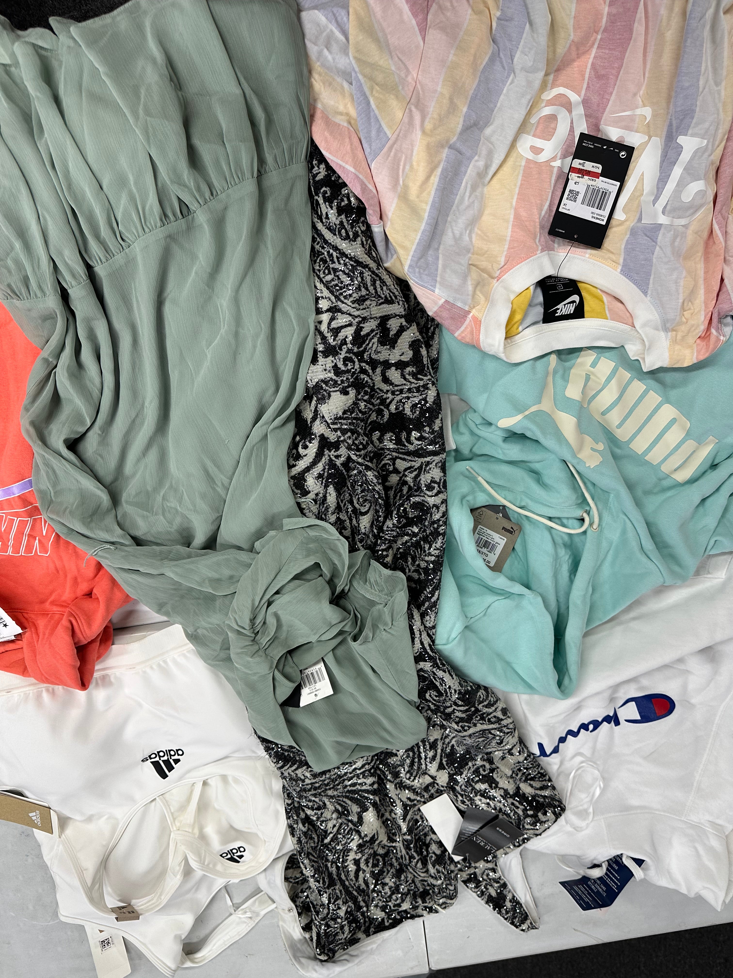 Women's Clothing Assorted Wholesale Lot, Nike, POLO RALPH LAUREN, ADIDAS, CHAMPION, PUMA and more, 8 items, CUSTOMER RETURNS