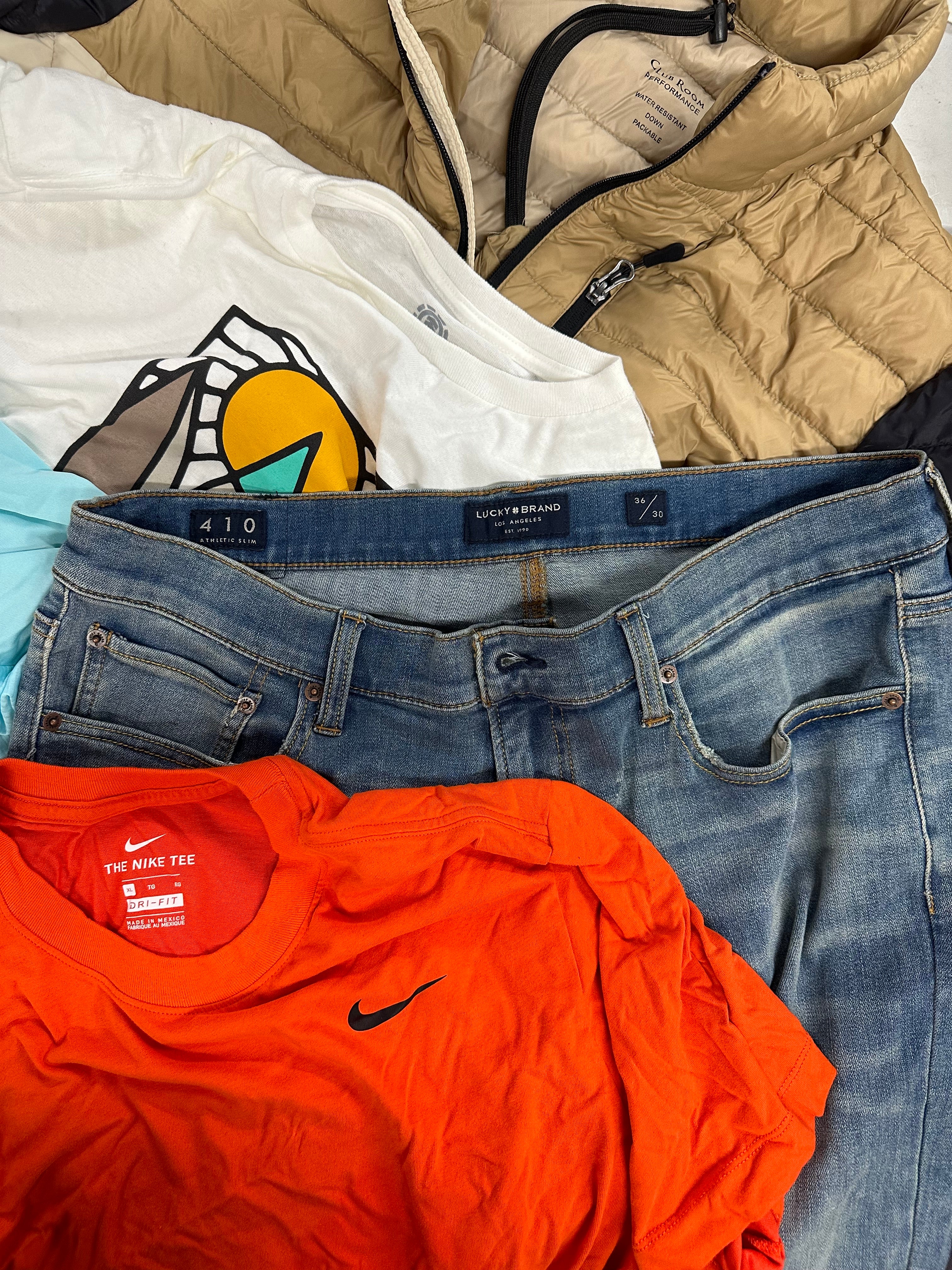 Men's Clothing Bottoms & Tops Wholesale Lot, ARMANI EXCHANGE, NIKE, CHAMPION, WEATHERPROOF, PGA TOUR, LUCKY BRAND and more, 9 items, CUSTOMER RETURNS, MSRP $527