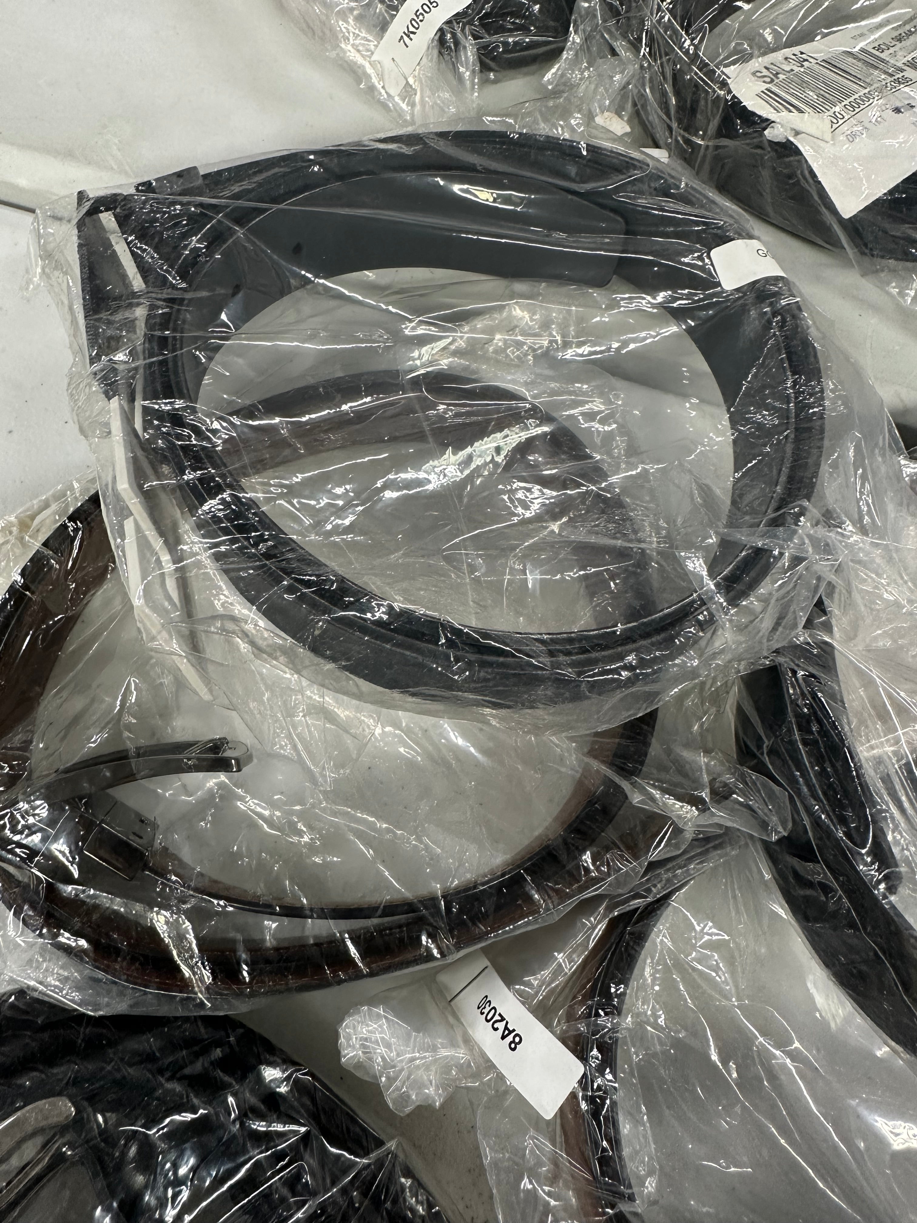 Men's Belt Wholesale Lot, TOMMY HILFIGER, KENNETH COLE, GEOFFREY BEENE, RYAN SEACREST, ALFANI, PERRY ELLIS, CLUB ROOM and more, 38 items, CUSTOMER RETURNS & SALVAGE