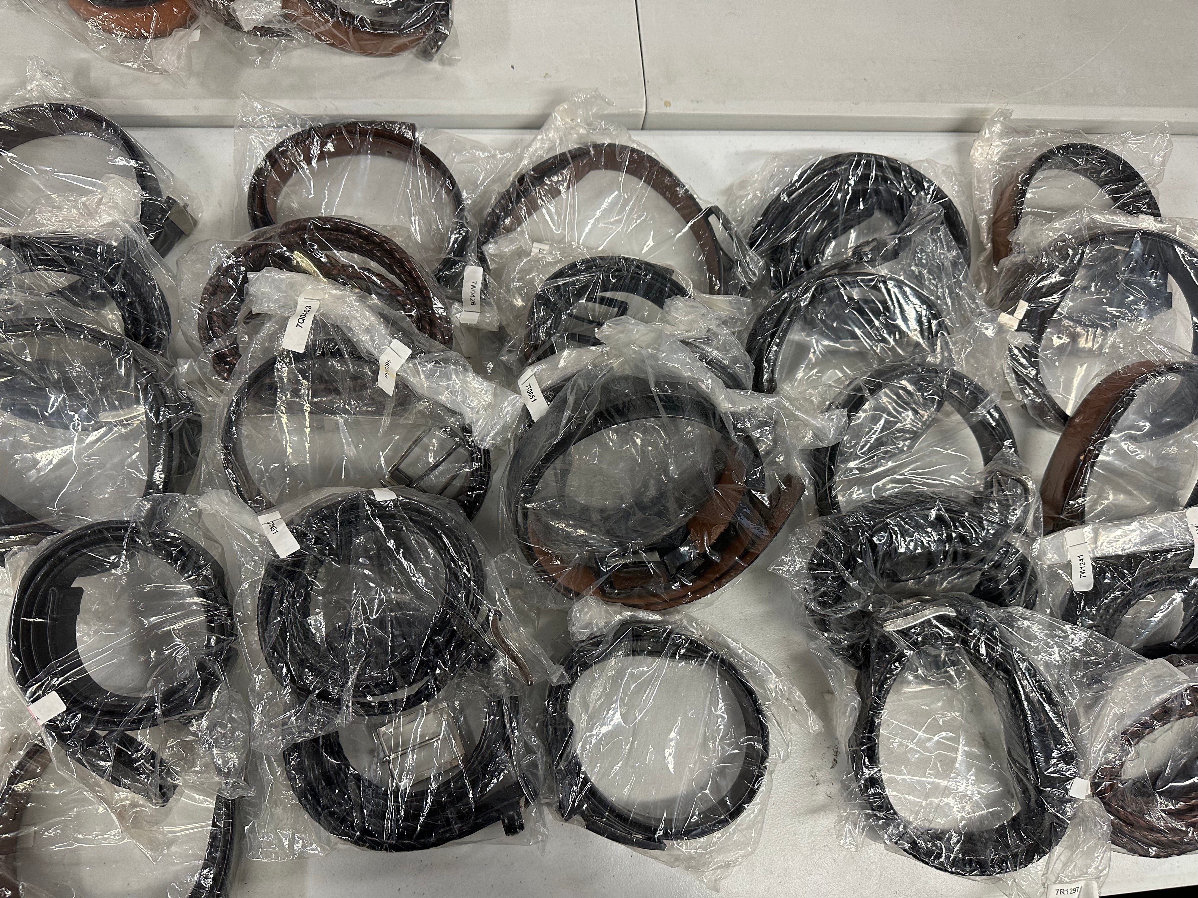 Men's Belt Wholesale Lot, TOMMY HILFIGER, KENNETH COLE, RYAN SEACREST, ALFANI, PERRY ELLIS, CLUB ROOM and more, 28 items, CUSTOMER RETURNS & SALVAGE