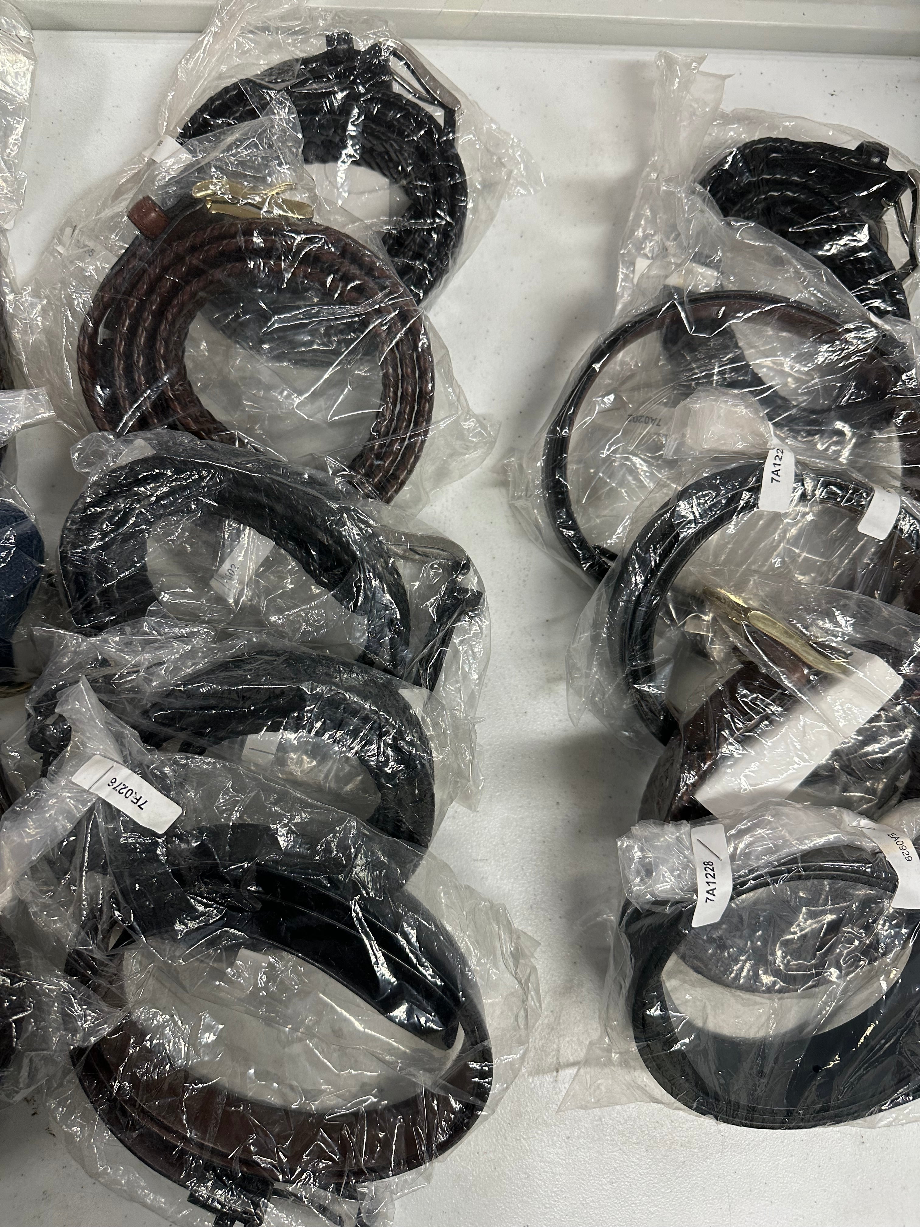 Men's?Belt Wholesale Lot, TOMMY HILFIGER, TASSO ELBA, PERRY ELLIS, CLUB ROOM, ALFANI and more, 31 items, CUSTOMER RETURNS & SALVAGE