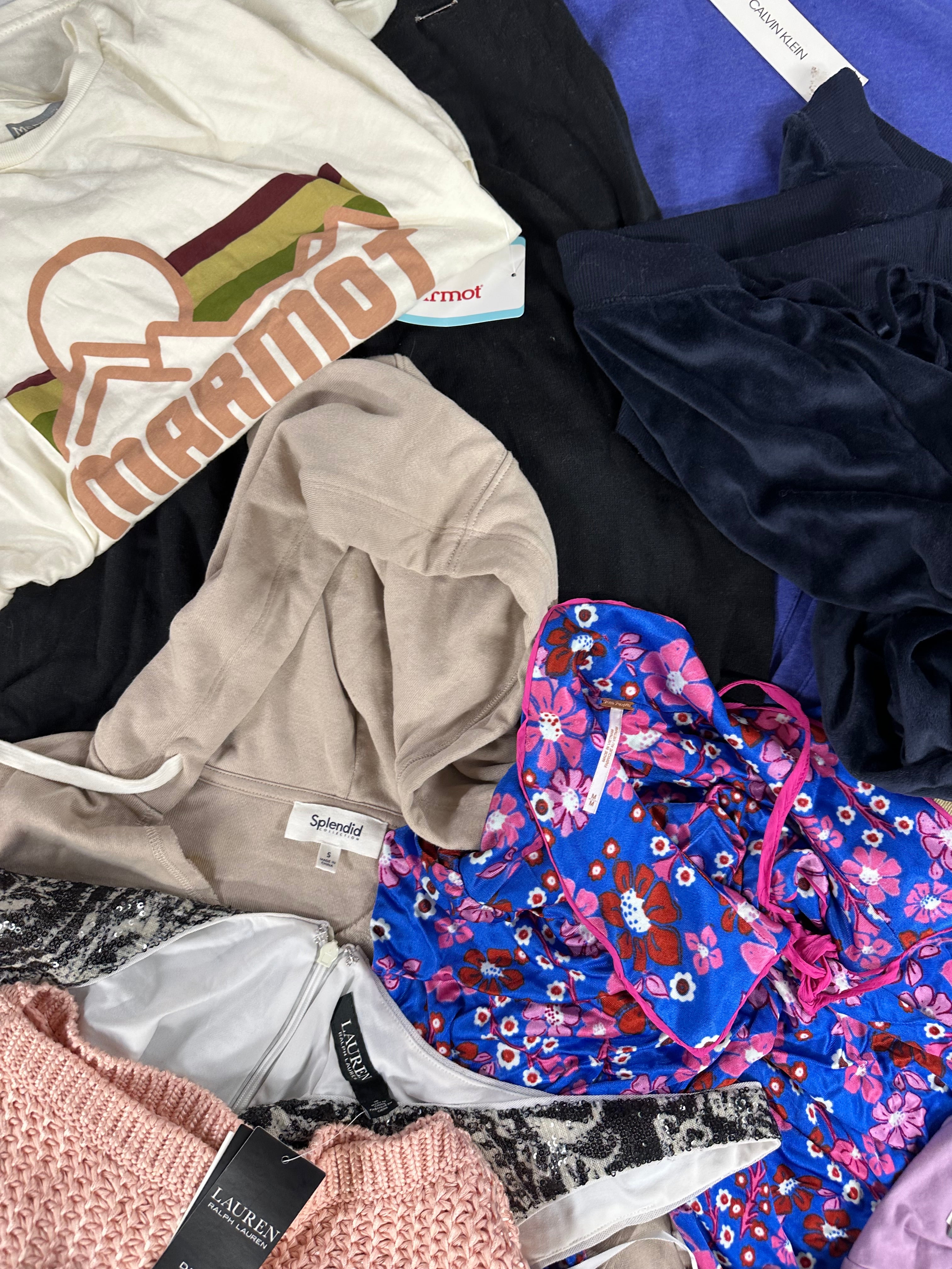 Women's Clothings Assorted Wholesale lot, NIKE, FREE PEOPLE, CALVIN KLEIN, SPLENDID, POLO RALPH LAUREN, MICHAEL KORS, MARMOT AND MORE, 16 items, CUSTOMER RETURNS