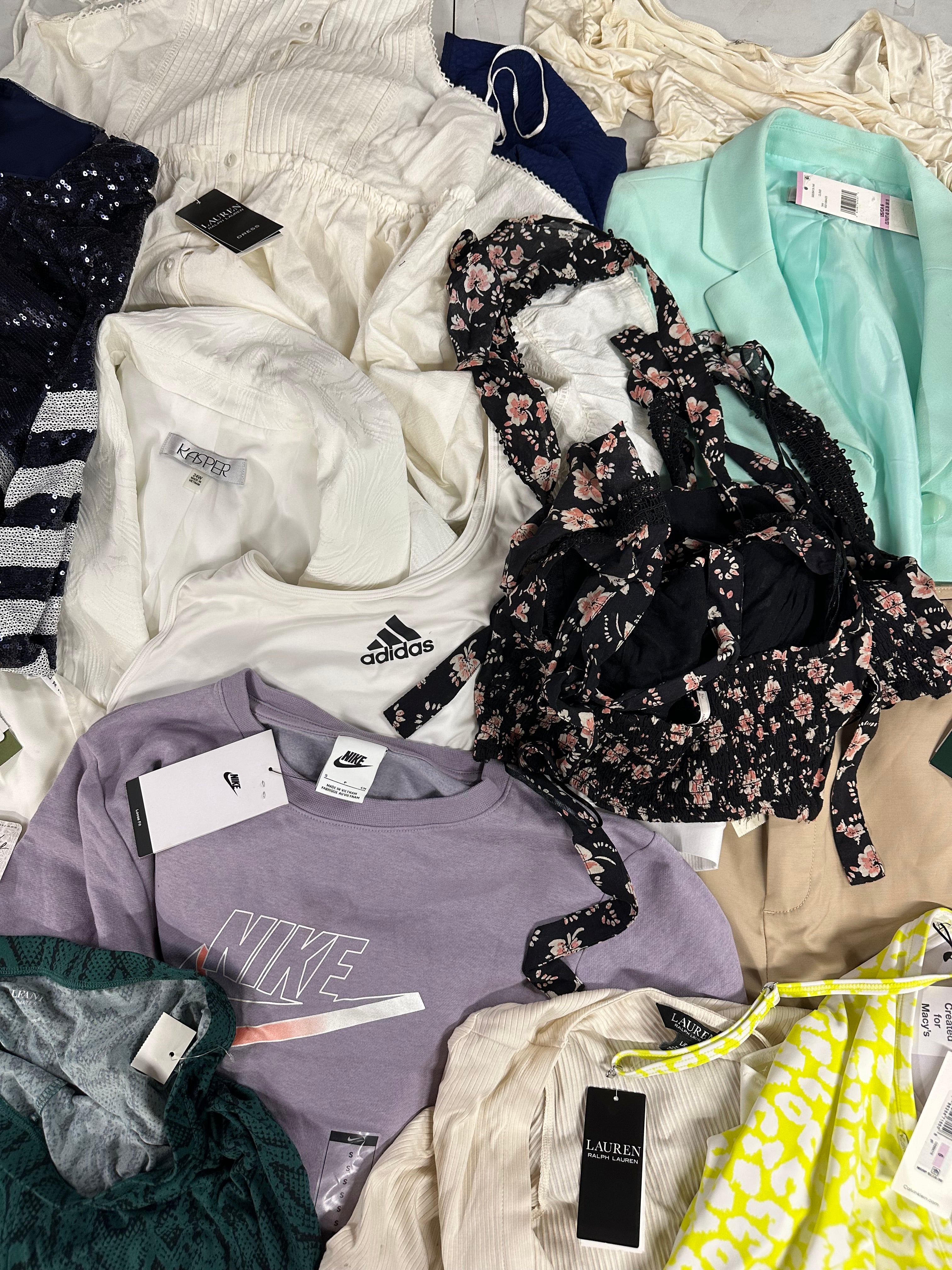 Women's Clothings Assorted, Wholesale Lot FREE PEOPLE, LE SUIT, RALPH LAUREN, KASPER, ADIDAS, TRINA TURK, NIKE and more, 17 items, CUSTOMER RETURNS