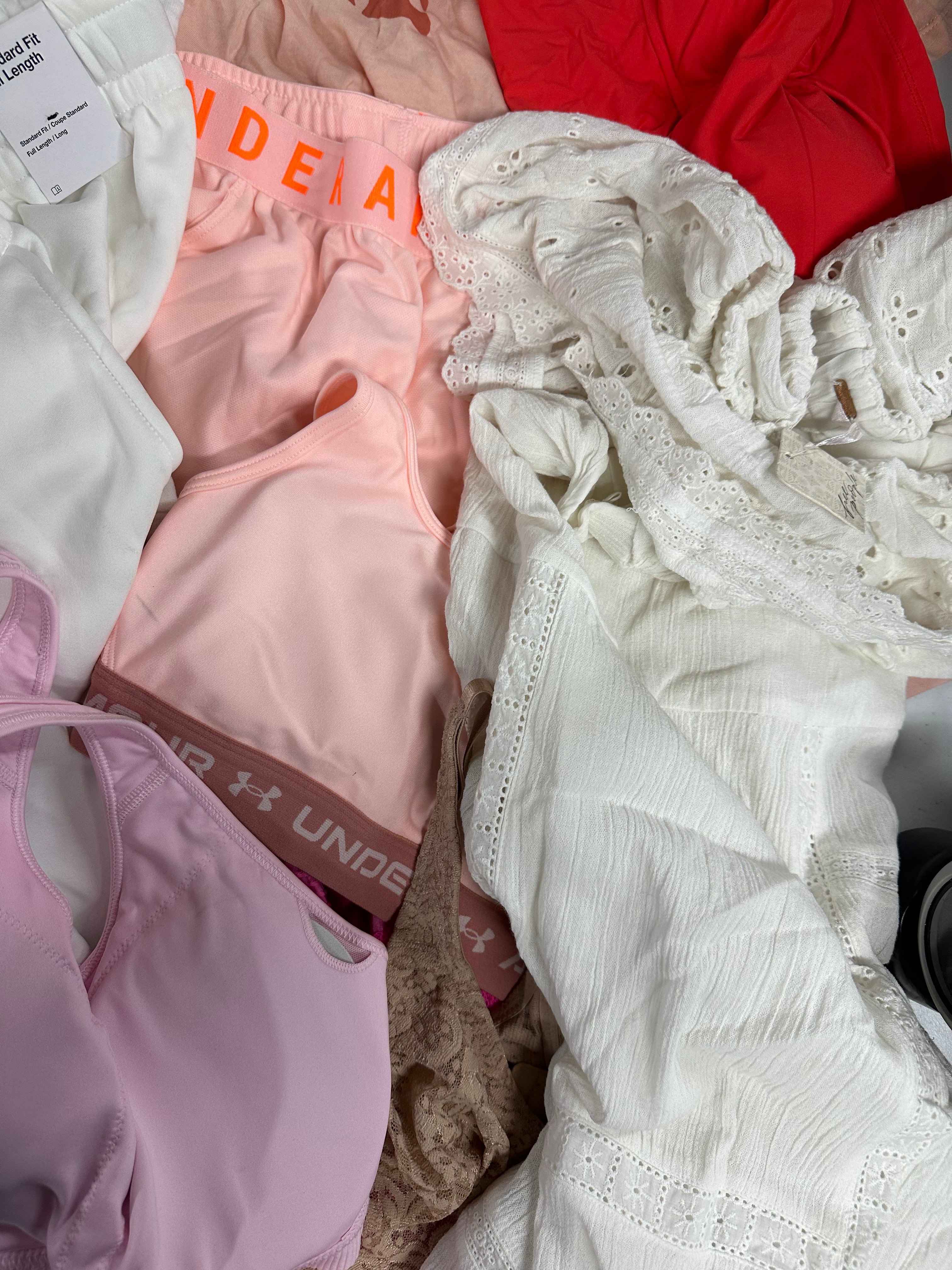 Women's Clothings Assorted, Wholesale Lot, ADIDAS, COLUMBIA, UNDER ARMOUR, FREE PEOPLE, CALVIN KLEIN, CHAMPION, NIKE, DKNY, ANNE COLE COLLECTION, FREE PEOPLE, LA BLANCA and more, 21 items, CUSTOMER RETURNS